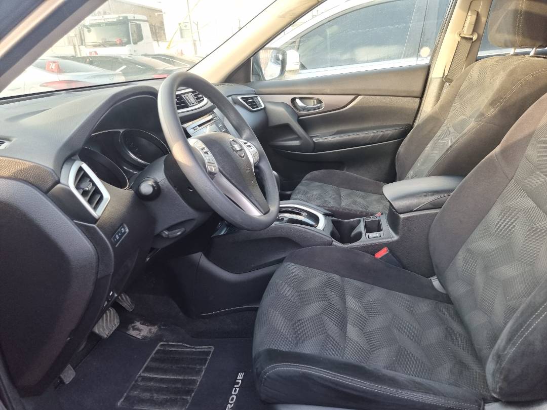 2015 NISSAN ROGUE — 299544 KM — Lot 124578 — Ind. 12 - Marhaba Auctions Used Cars - Image 6
