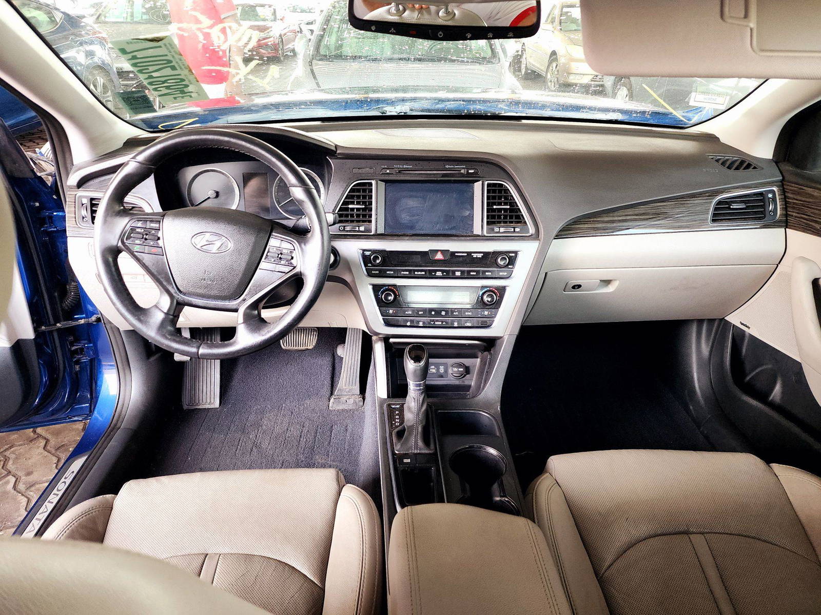 2015 HYUNDAI SONATA — 82452 Miles — Lot 71021864 — Souq - Marhaba Auctions Used Cars - Image 7