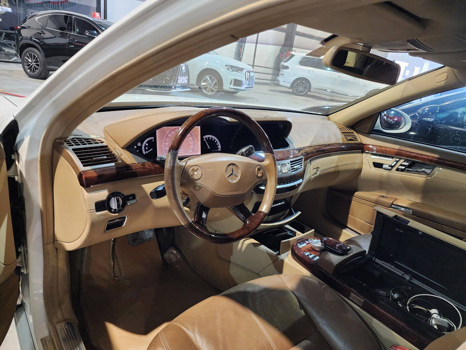 2006 MERCEDES BENZ S350 — 185044 KM — Lot 23856 — Al Quoz - Marhaba Auctions Used Cars - Image 8