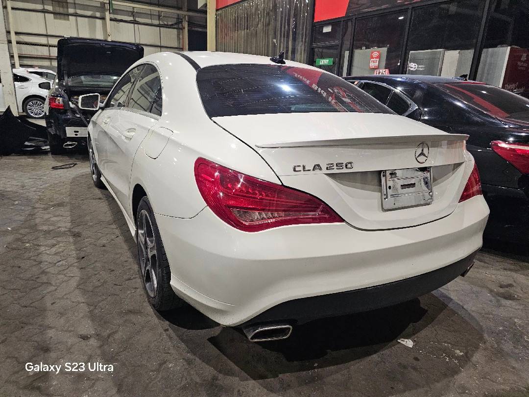 MERCEDES BENZ CLA 250
