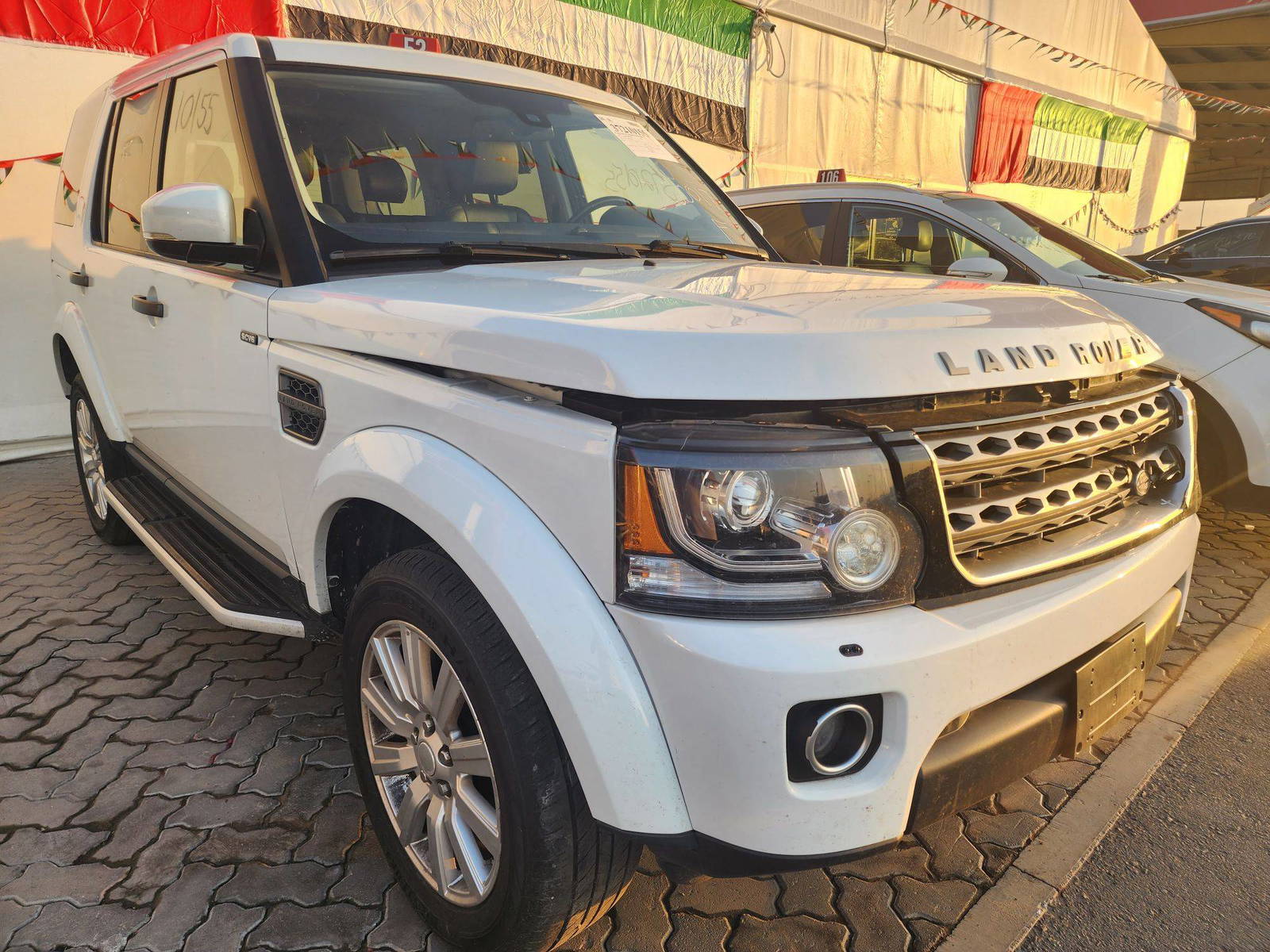 2015 LAND ROVER LR4 HSE — 145959 Miles — Lot 37210155 - Marhaba Auctions Used Cars - Image 7