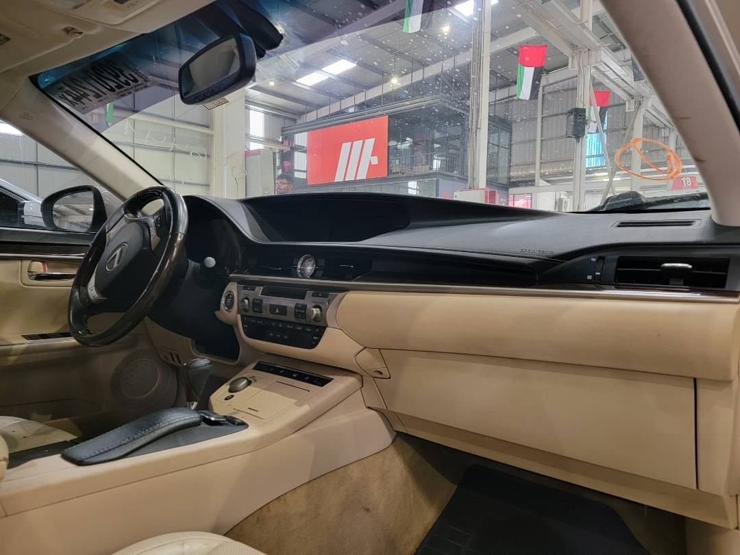 2013 LEXUS ES 350 — 136553 Miles — Lot 56441 - Marhaba Auctions Used Cars - Image 6
