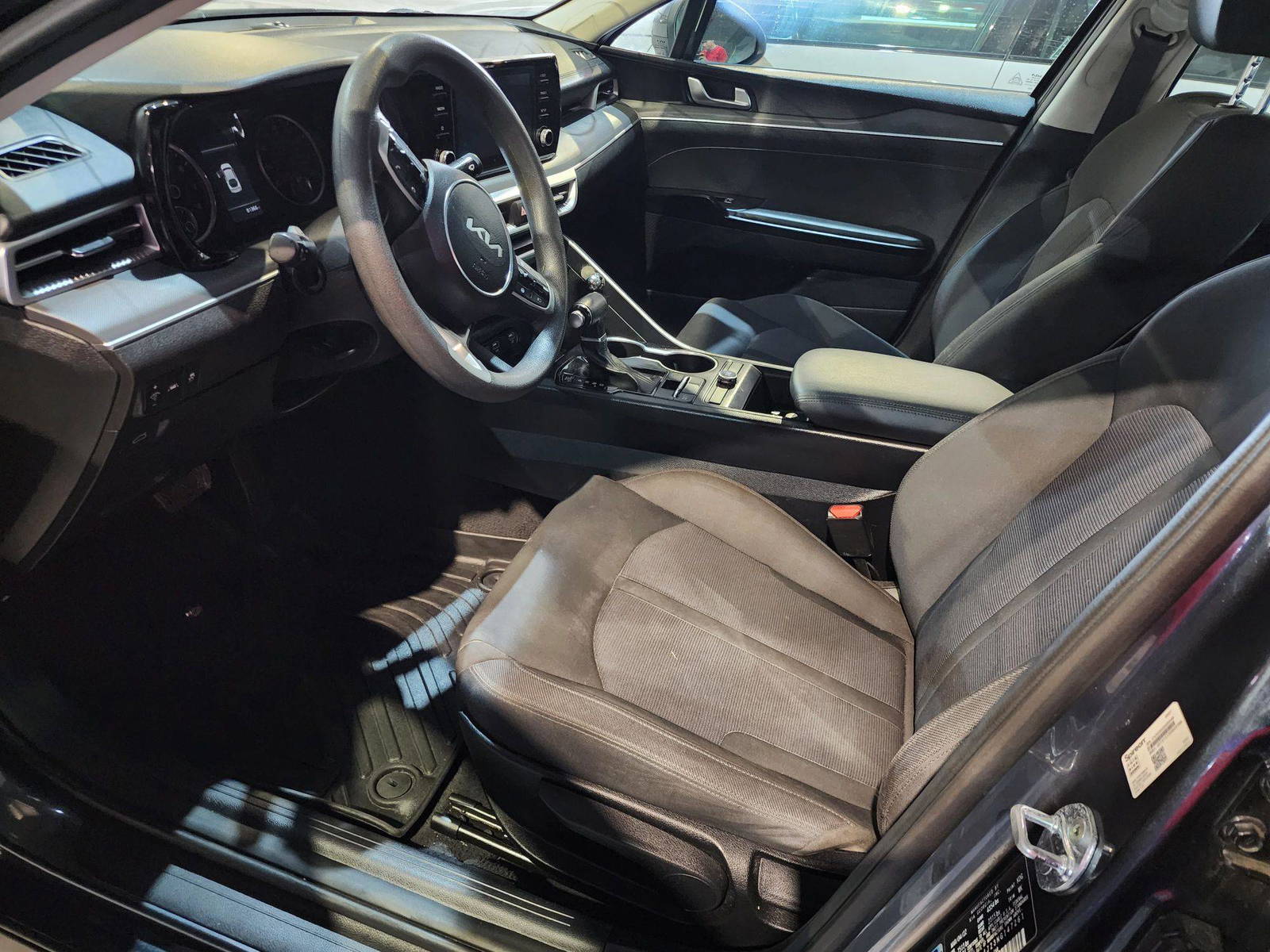 2022 KIA K5 — 81366 Miles — Lot 147261 — Al Quoz - Marhaba Auctions Used Cars - Image 9