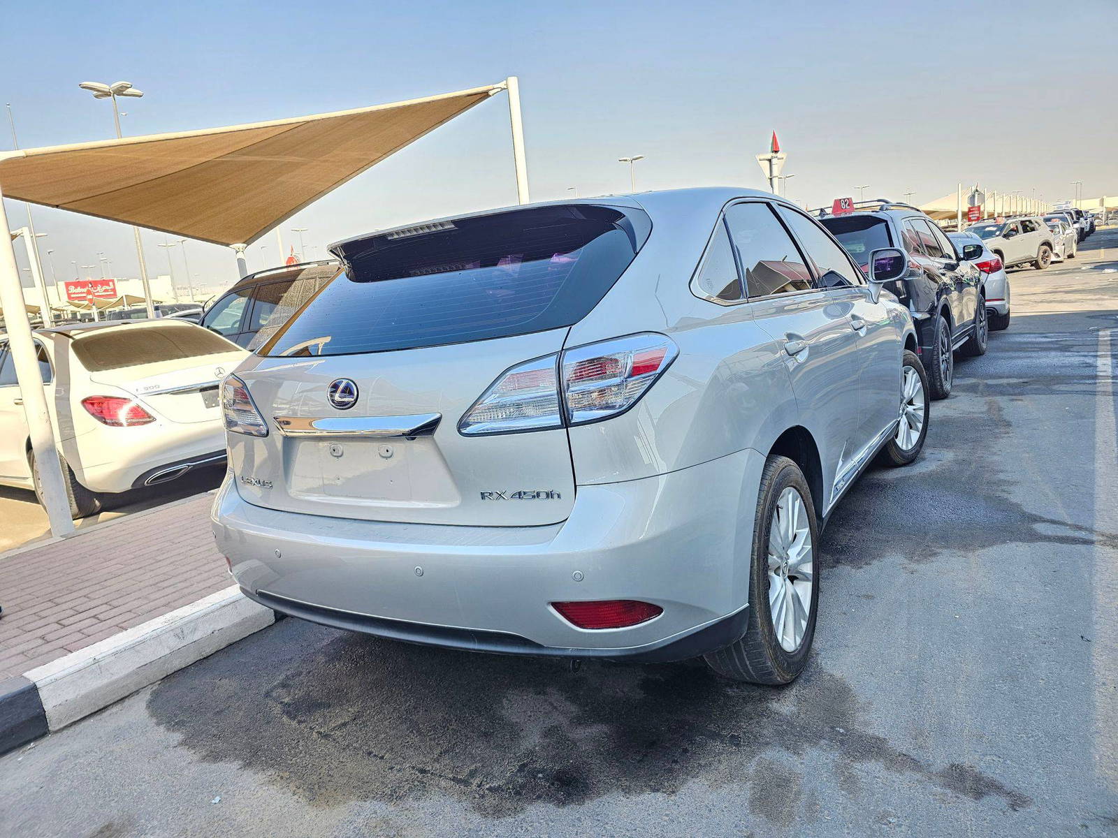 2012 LEXUS RX 450H — 140190 KM — Lot A2C2429271 — Souq - Marhaba Auctions Used Cars - Image 3