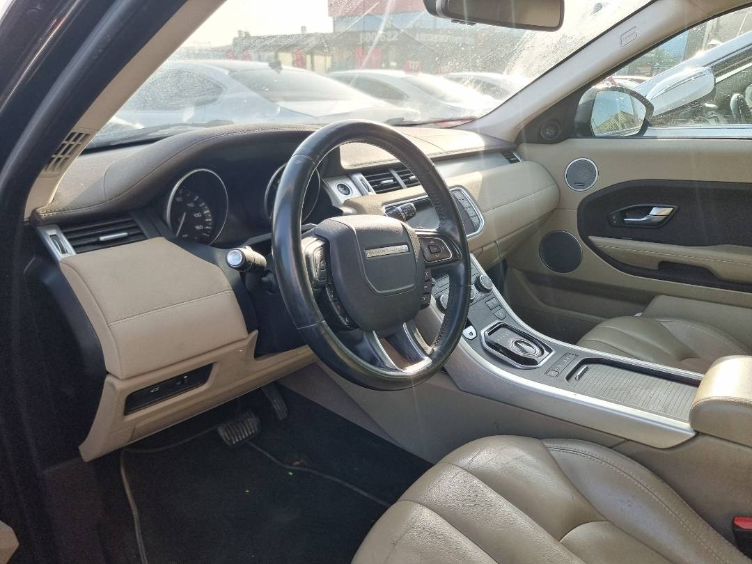 LAND ROVER RANGE ROVER EVOQUE PURE PLUS 2015 - Marhaba Auction Used Cars - Image 7