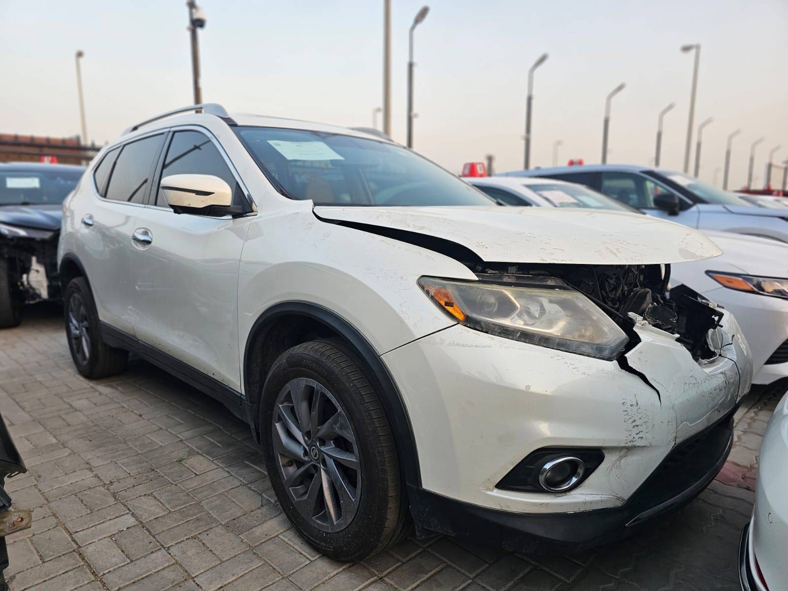 NISSAN ROGUE 2016 - Marhaba Auction Used Cars - Image 5