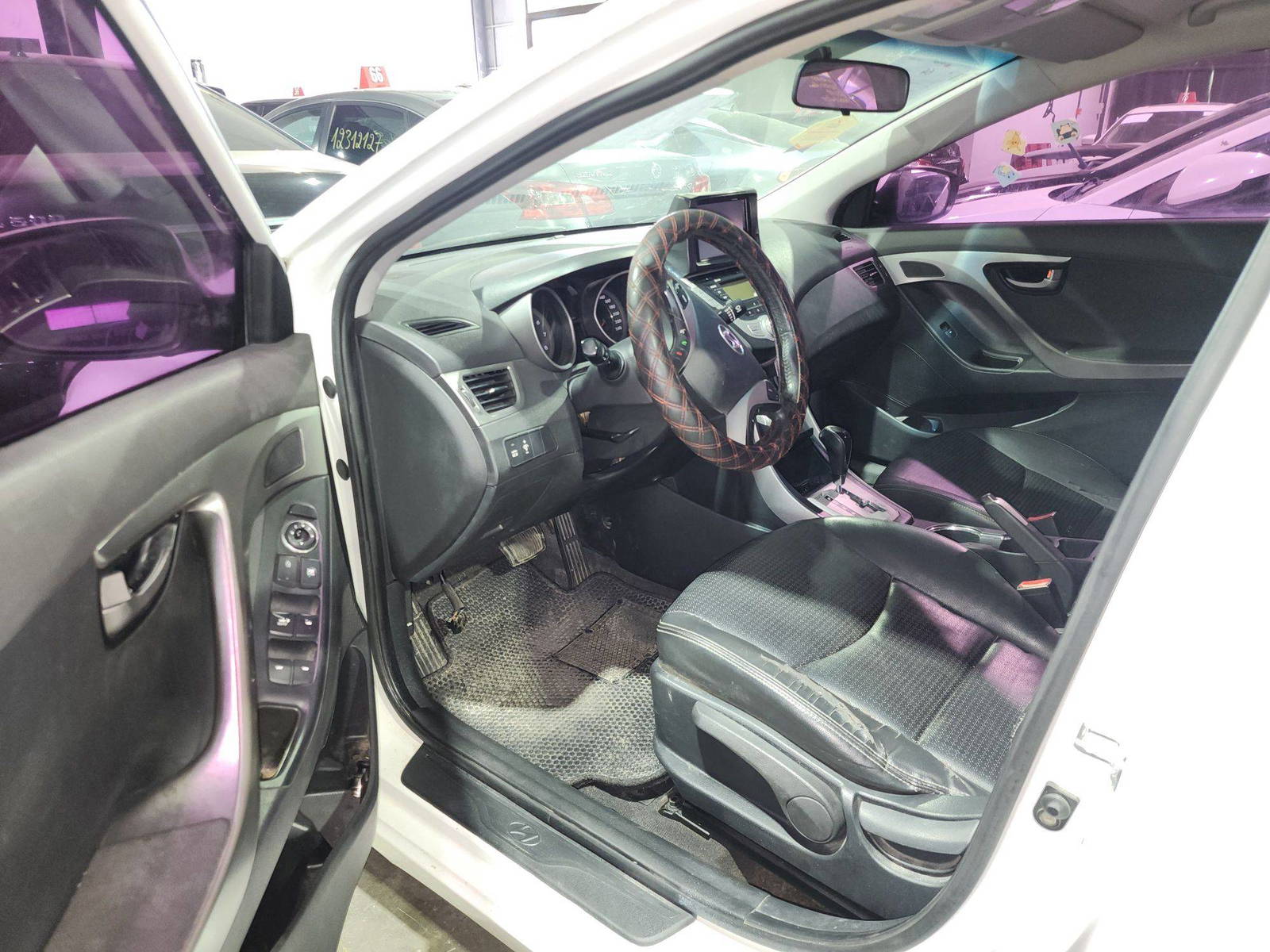 2011 HYUNDAI AVANTE — 121941 KM — Lot 092918 — Main - Marhaba Auctions Used Cars - Image 9