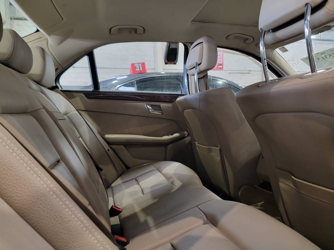 2010 MERCEDES BENZ E 350 — 158540 Miles — Lot 37531539 - Marhaba Auctions Used Cars - Image 5