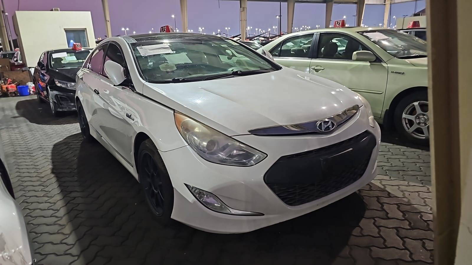 HYUNDAI SONATA 2015 - Marhaba Auction Used Cars - Image 4