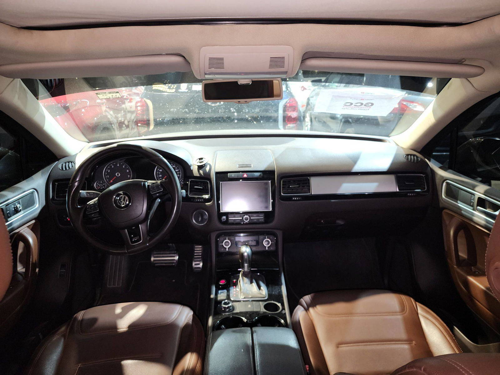 2012 VOLKSWAGEN TOUAREG V6 — 177105 KM — Lot CD021172 — Main - Marhaba Auctions Used Cars - Image 9