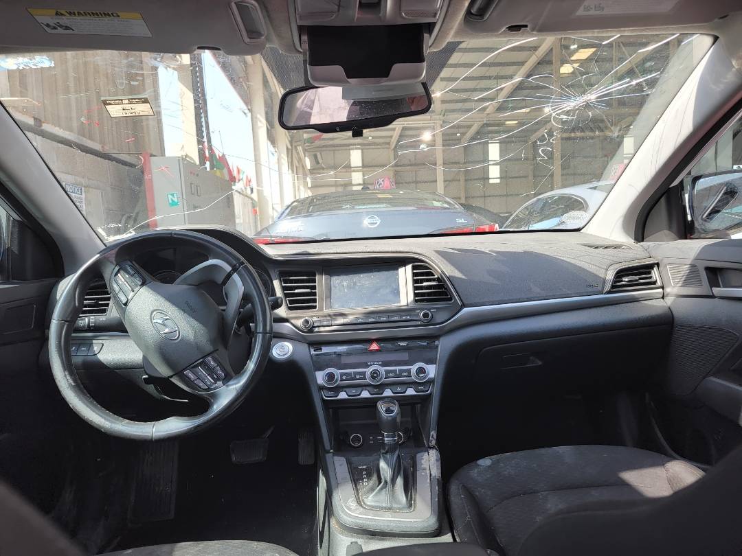 2019 HYUNDAI ELANTRA — 171294 Miles — Lot H475443 — Main - Marhaba Auctions Used Cars - Image 8