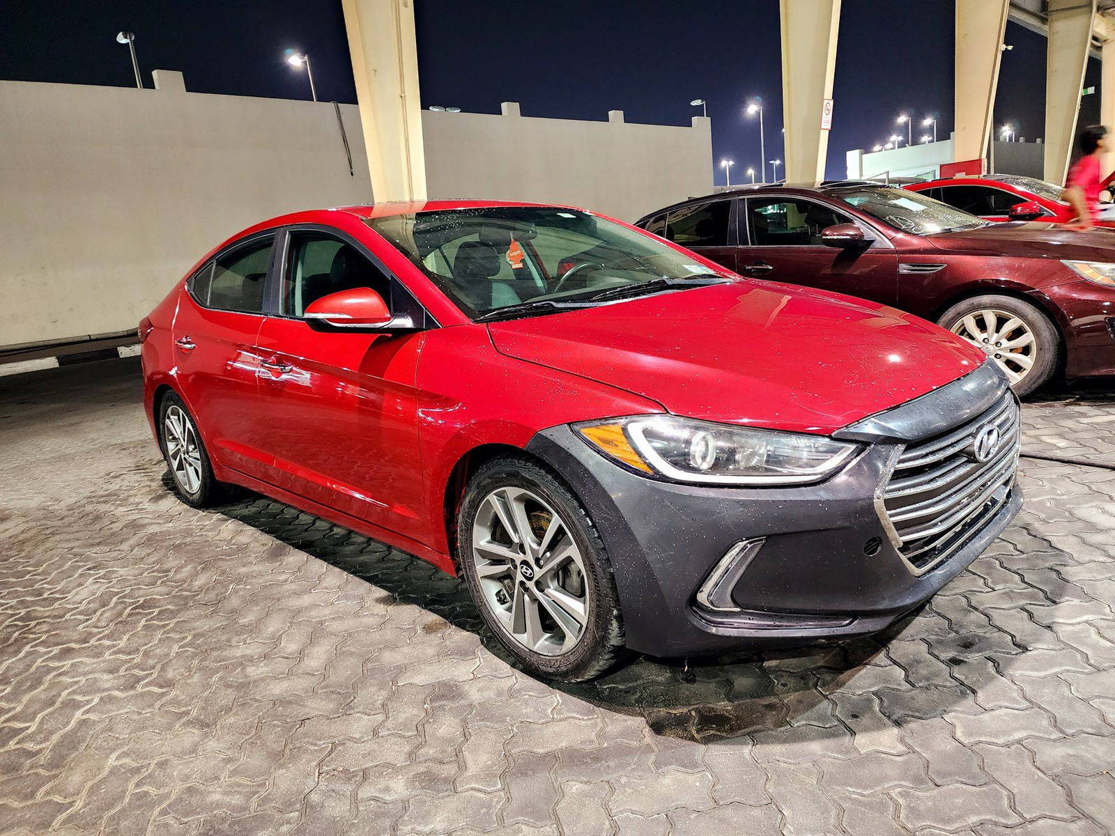 2017 HYUNDAI ELANTRA — 128585 Miles — Lot 093854 — Souq - Marhaba Auctions Used Cars - Image 5