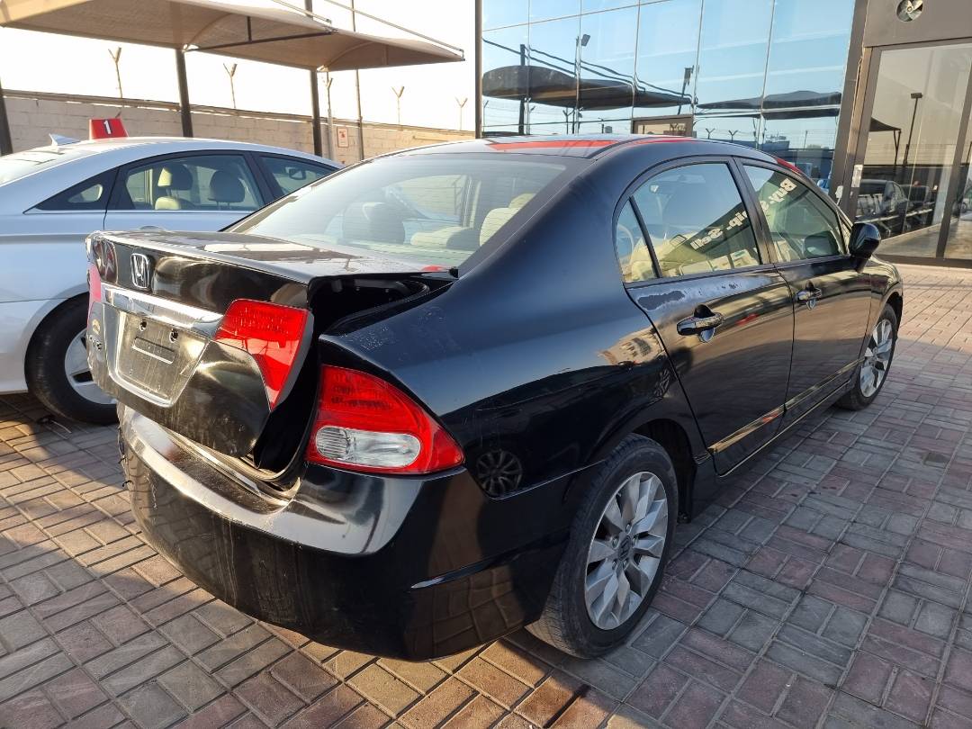2011 HONDA CIVIC — 176249 Miles — Lot 125487 — Souq - Marhaba Auctions Used Cars - Image 5