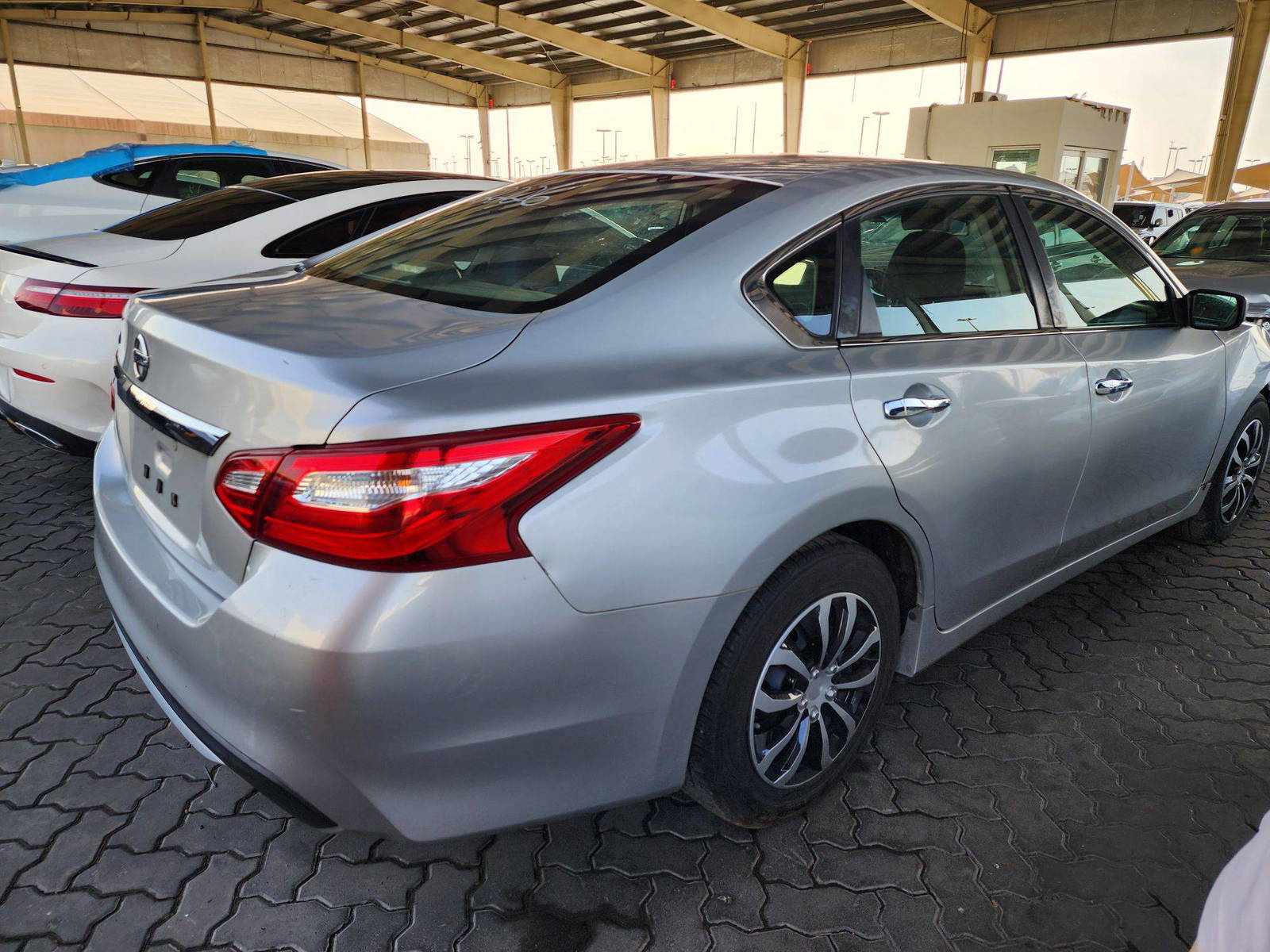 2017 NISSAN ALTIMA — 160644 Miles — Lot 2226 — Ind. 12 - Marhaba Auctions Used Cars - Image 4