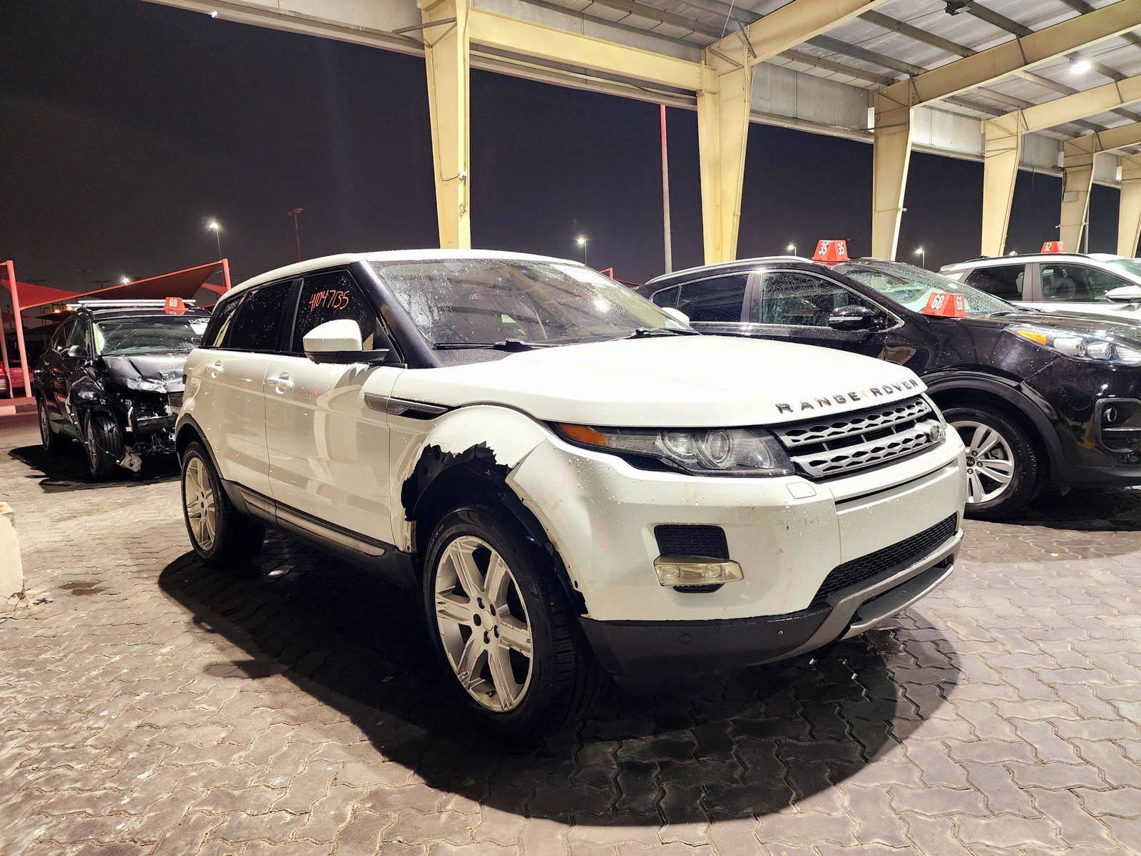 2014 LAND ROVER RANGE ROVER EVOQUE — 179513 Miles — Lot 41047135 — Souq - Marhaba Auctions Used Cars - Image 3