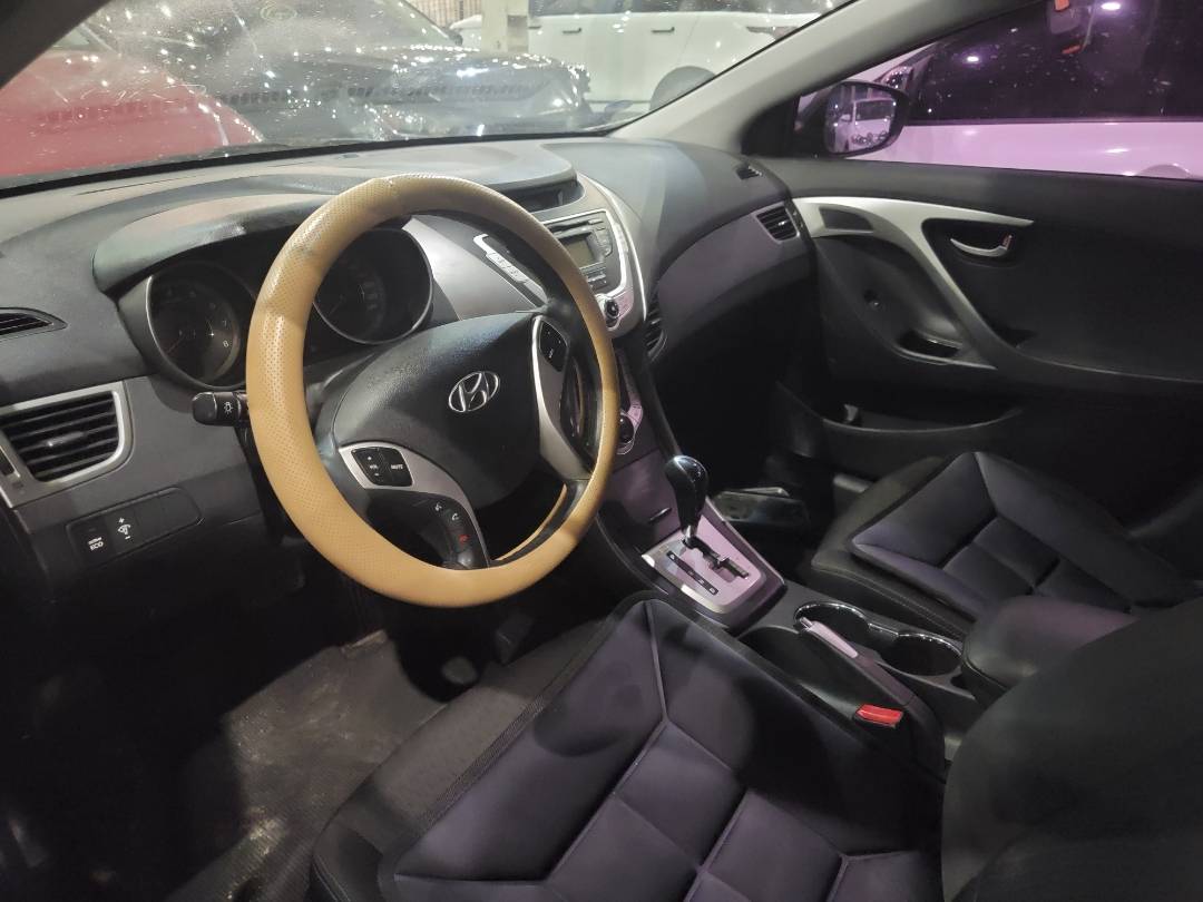 2012 HYUNDAI AVANTE — 111198 KM — Lot 184933 — Main - Marhaba Auctions Used Cars - Image 9
