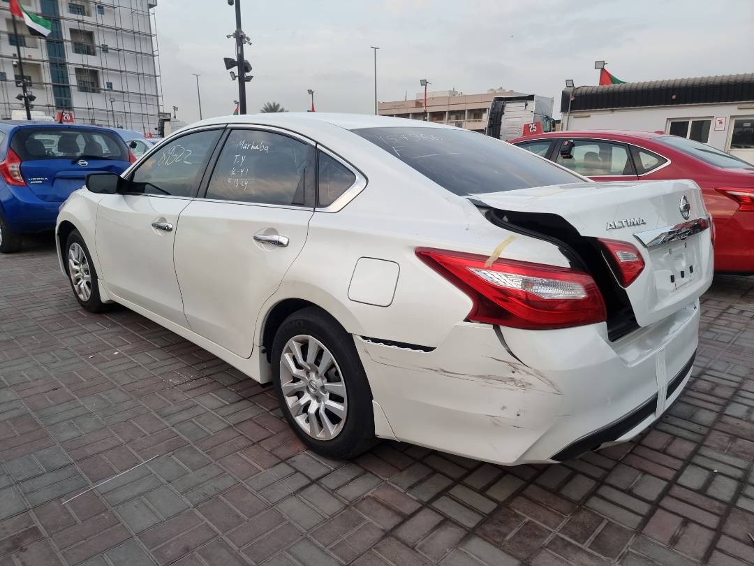 2016 NISSAN ALTIMA — 89522 Miles — Lot 214578 — Ind. 12 - Marhaba Auctions Used Cars - Image 4