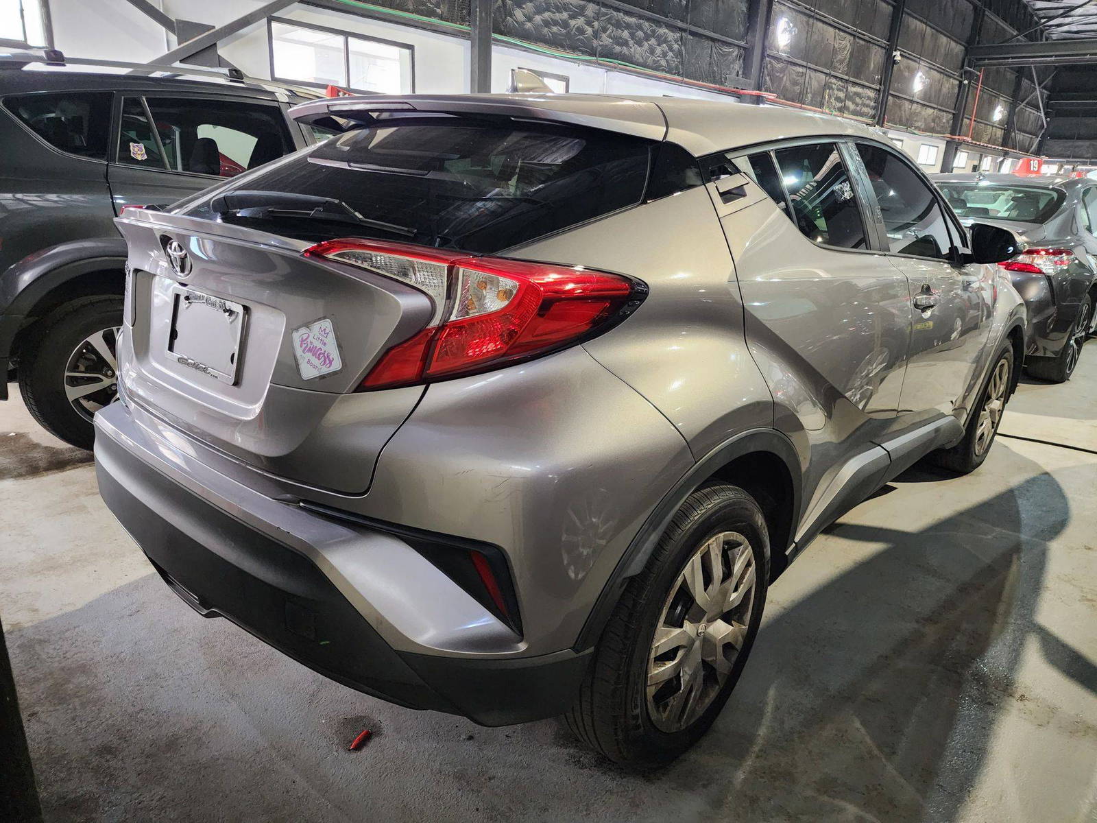 2020 TOYOTA C-HR — 47771 Miles — Lot 86830 — Souq - Marhaba Auctions Used Cars - Image 5