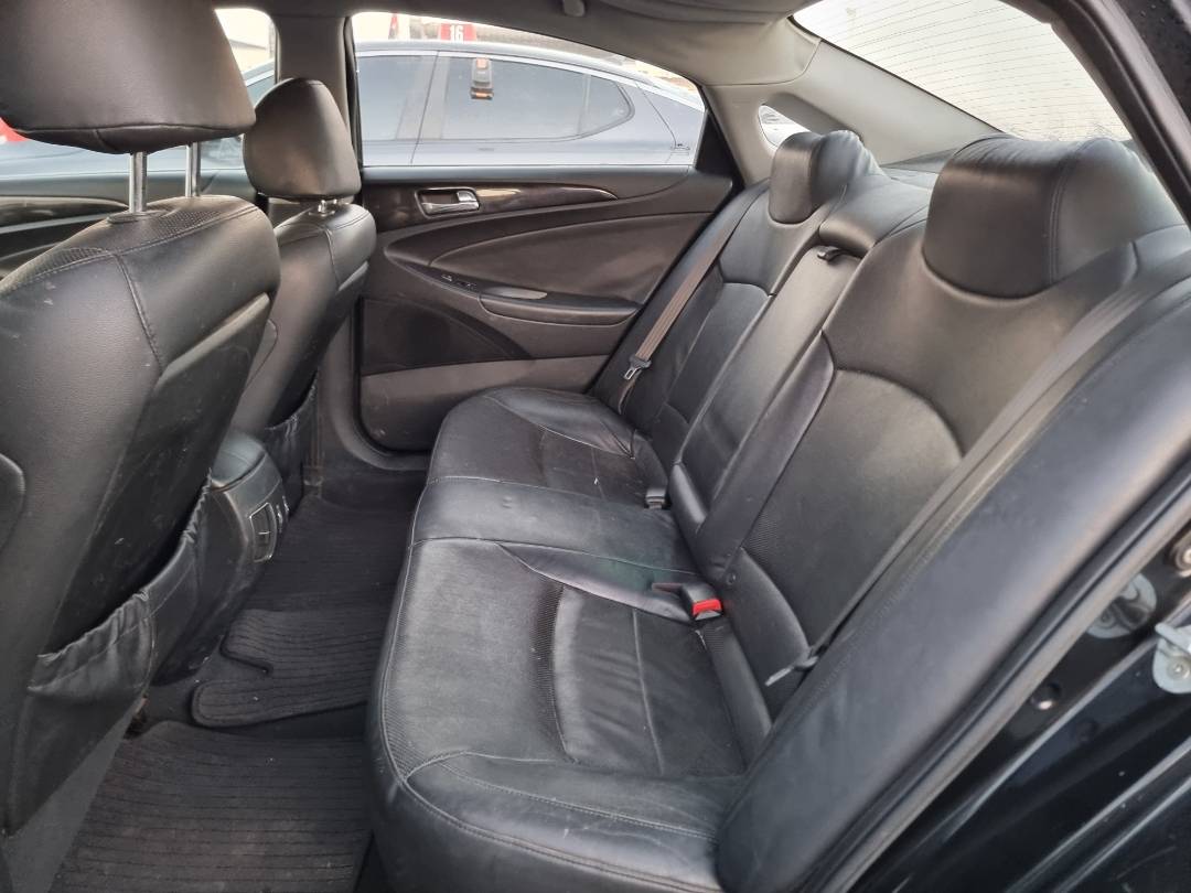 2011 HYUNDAI SONATA — 262091 KM — Lot 125487 — Souq - Marhaba Auctions Used Cars - Image 6