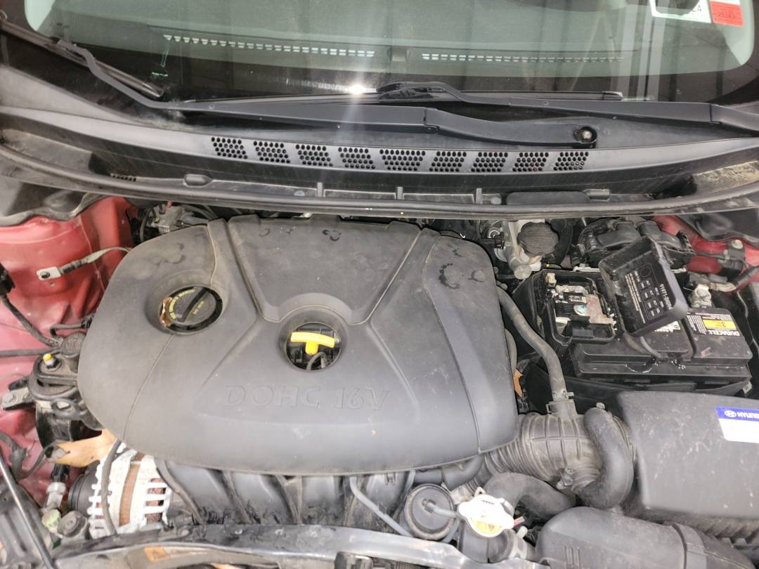 2015 HYUNDAI ELANTRA — 107555 Miles — Lot 38019818 - Marhaba Auctions Used Cars - Image 8