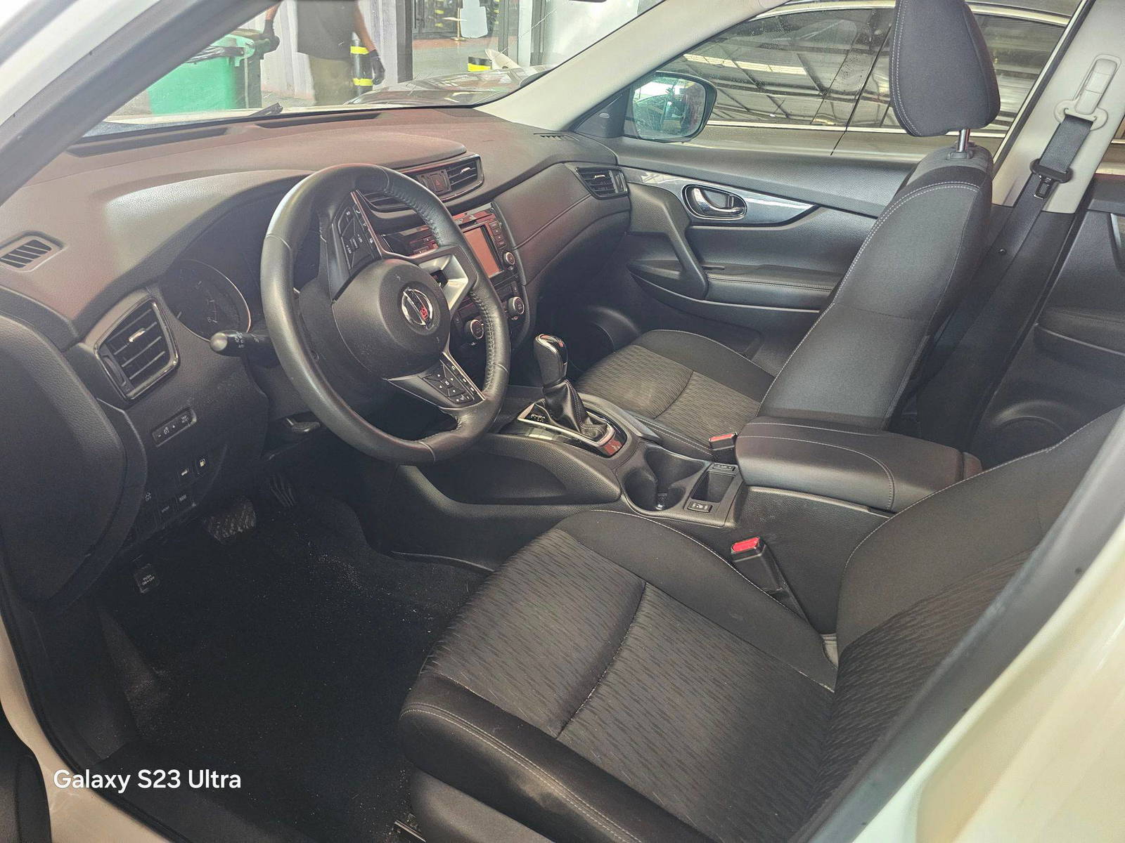2018 NISSAN ROGUE — 144343 Miles — Lot 43170399 — Main - Marhaba Auctions Used Cars - Image 8