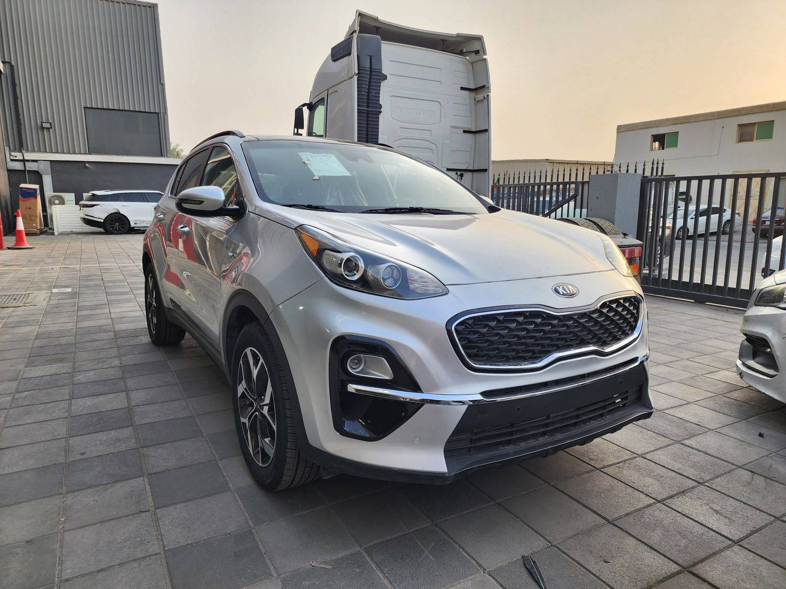KIA SPORTAGE 2020 - Marhaba Auction Used Cars - Image 3