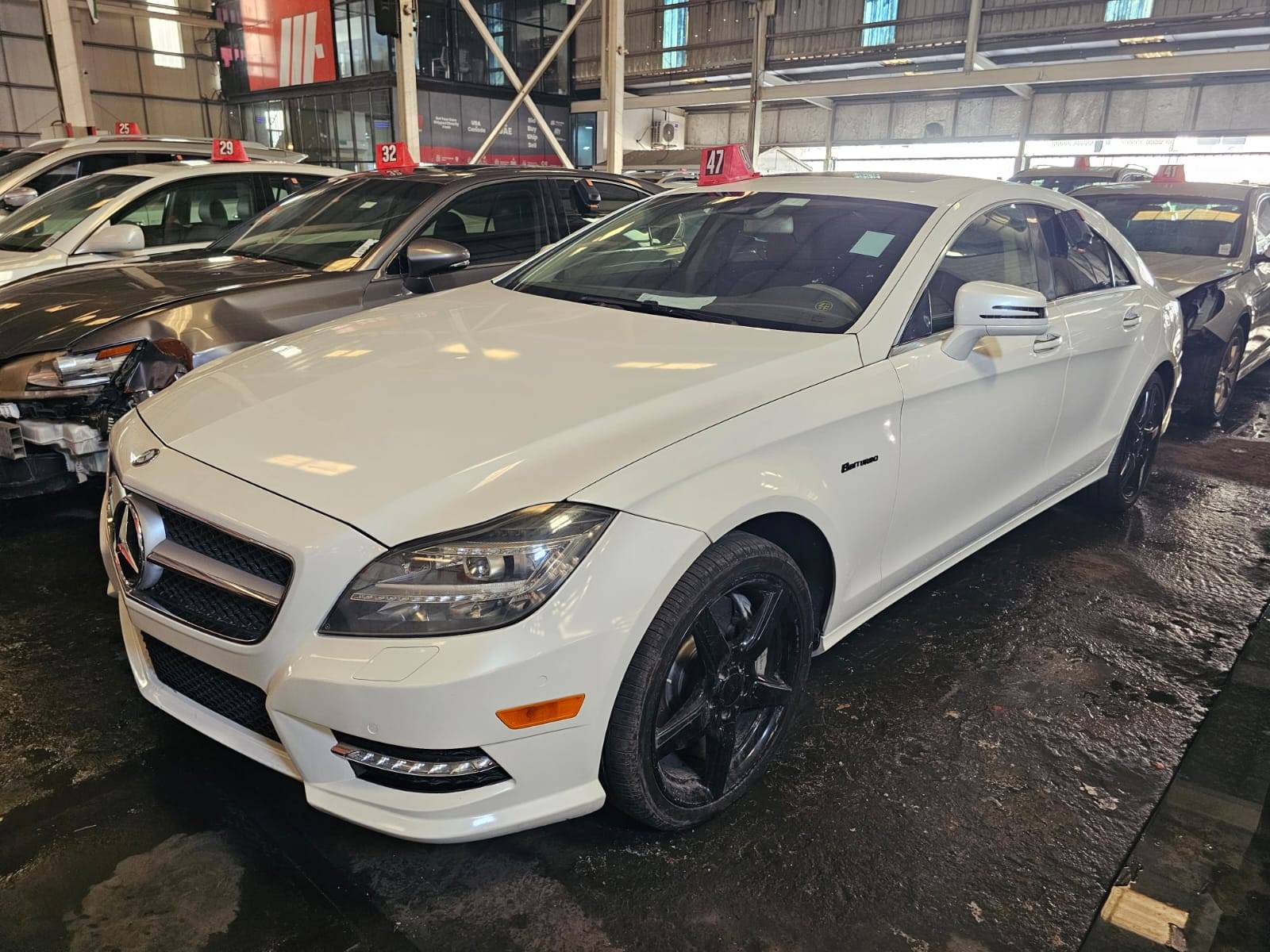 2014 MERCEDES BENZ CLS 550 — 164352 KM — Lot EA128877 — Main - Marhaba Auctions Used Cars - Image 4