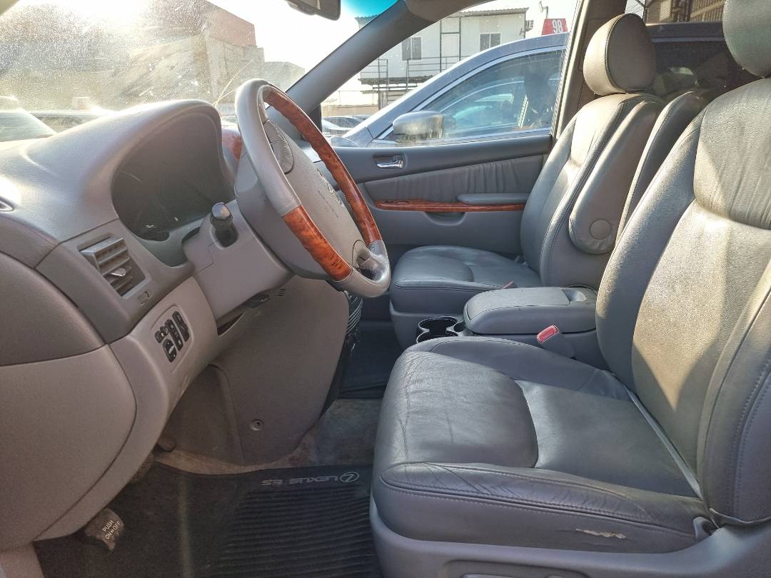 2007 TOYOTA SIENNA — 218123 Miles — Lot 215487 — Ind. 12 - Marhaba Auctions Used Cars - Image 8