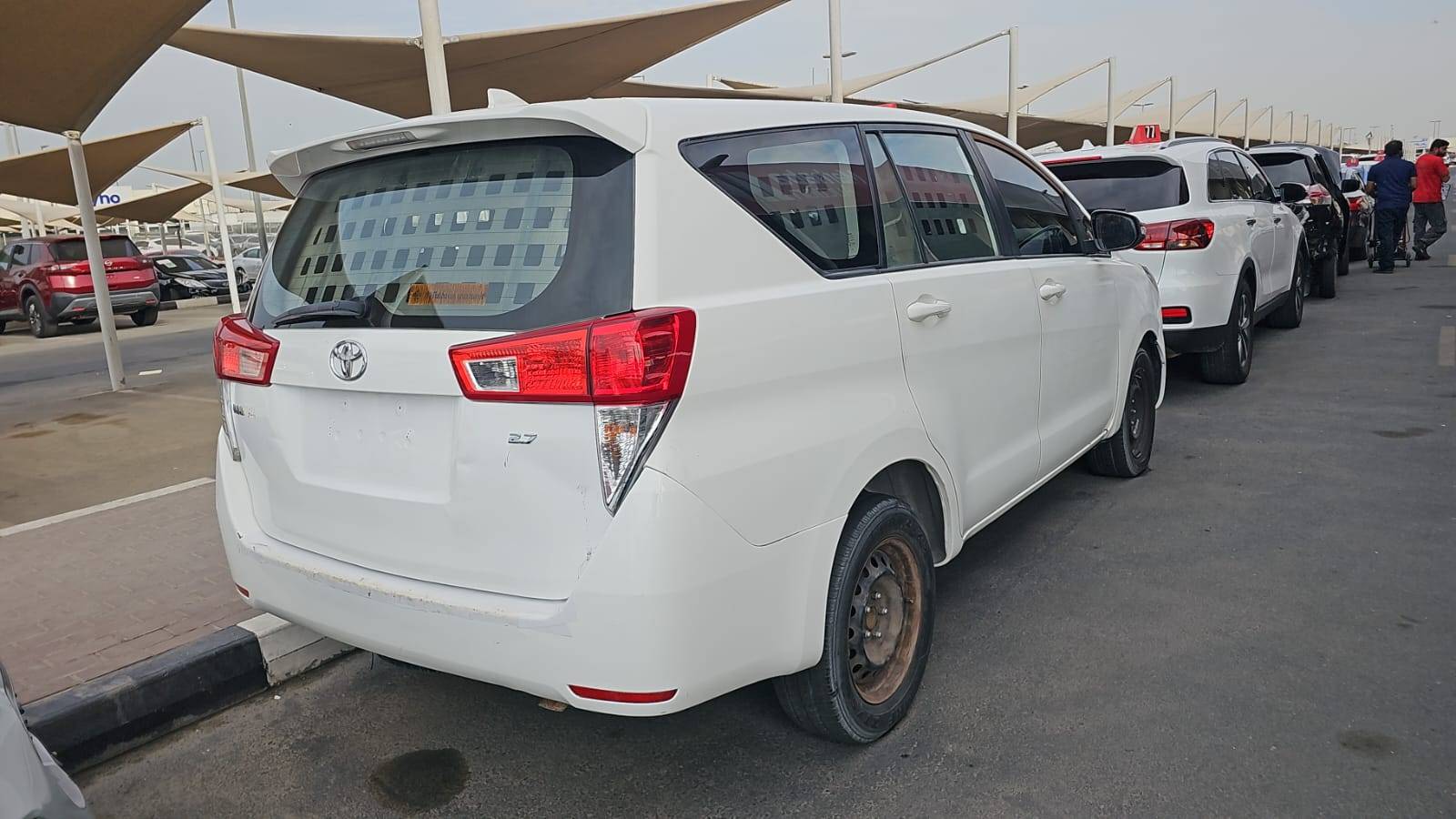 2017 TOYOTA INNOVA — 832964 KM — Lot EMSH0108262 — Souq - Marhaba Auctions Used Cars - Image 6