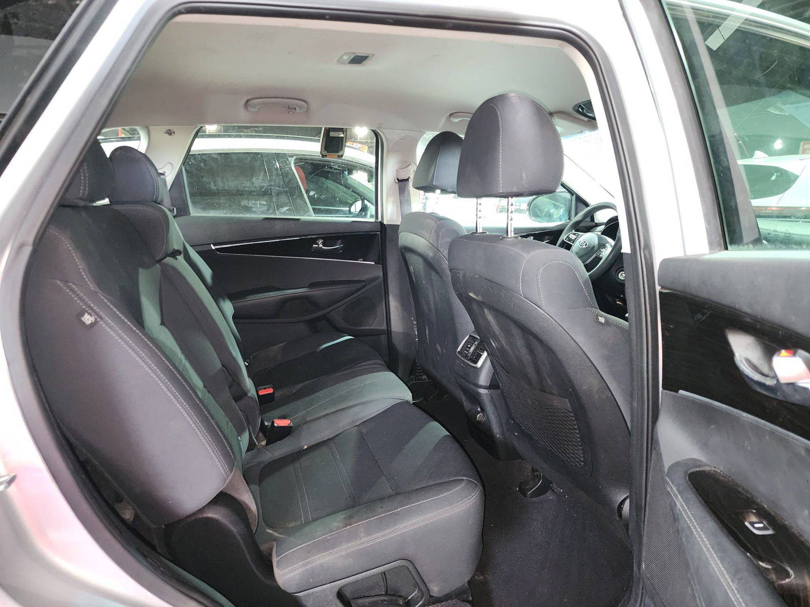 2019 KIA SORENTO — 103273 Miles — Lot 86607 — Ind. 12 - Marhaba Auctions Used Cars - Image 7