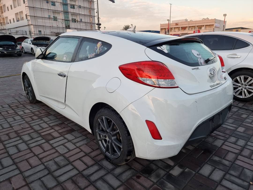 2014 HYUNDAI VELOSTER — 146662 Miles — Lot 215478 — Souq - Marhaba Auctions Used Cars - Image 5