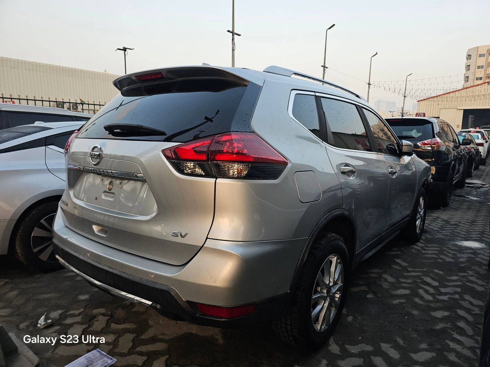 2018 NISSAN ROGUE — 132962 Miles — Lot JP507434 — Main - Marhaba Auctions Used Cars - Image 3