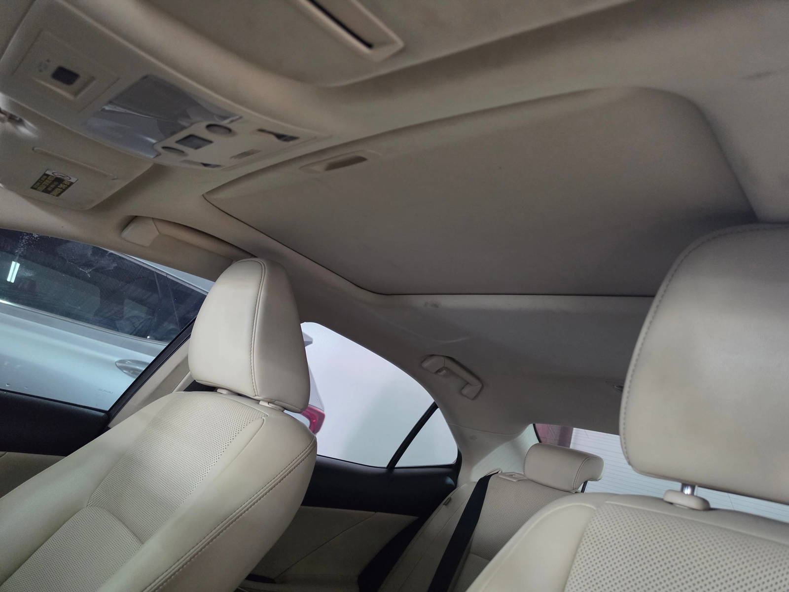 2015 LEXUS IS 250 — 140960 Miles — Lot 94817885 - Marhaba Auctions Used Cars - Image 10
