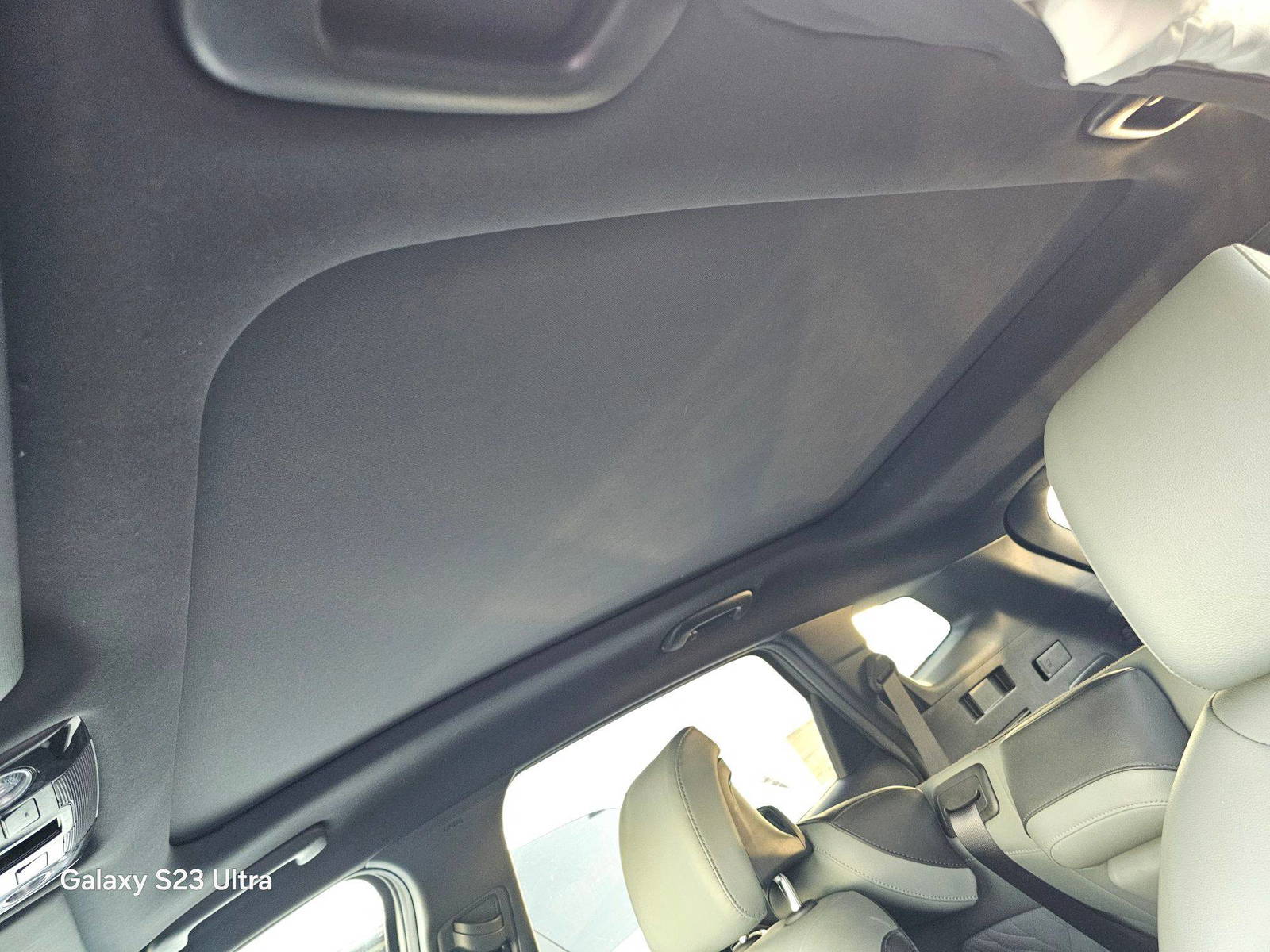 KIA SPORTAGE 2023 - Marhaba Auction Used Cars - Image 9