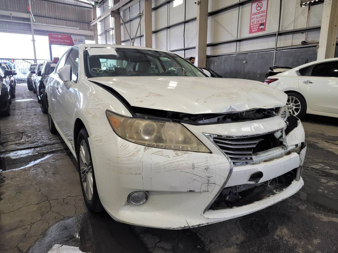 2013 LEXUS ES 350 — 218105 Miles — Lot D2025839 — Main - Marhaba Auctions Used Cars - Image 4