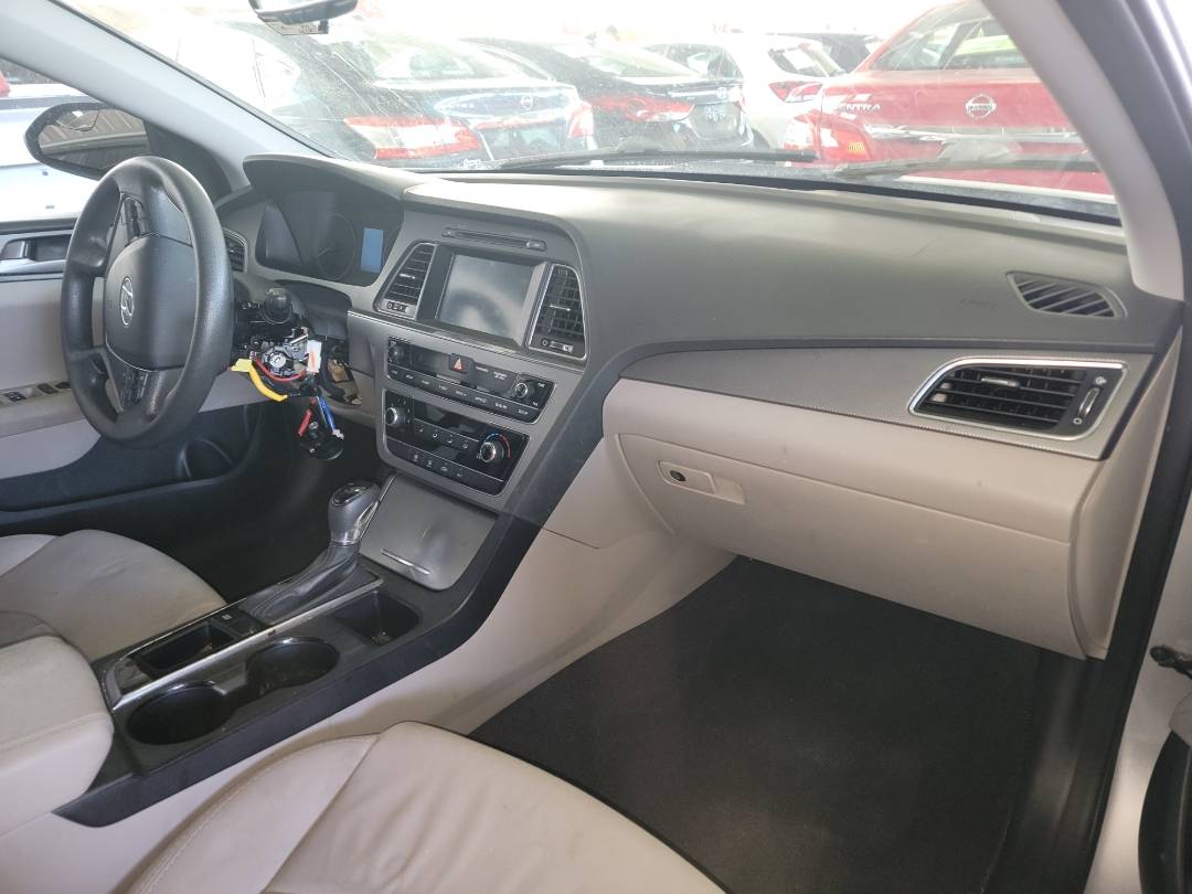 2016 HYUNDAI SONATA — 161538 Miles — Lot 341868 — Souq - Marhaba Auctions Used Cars - Image 6