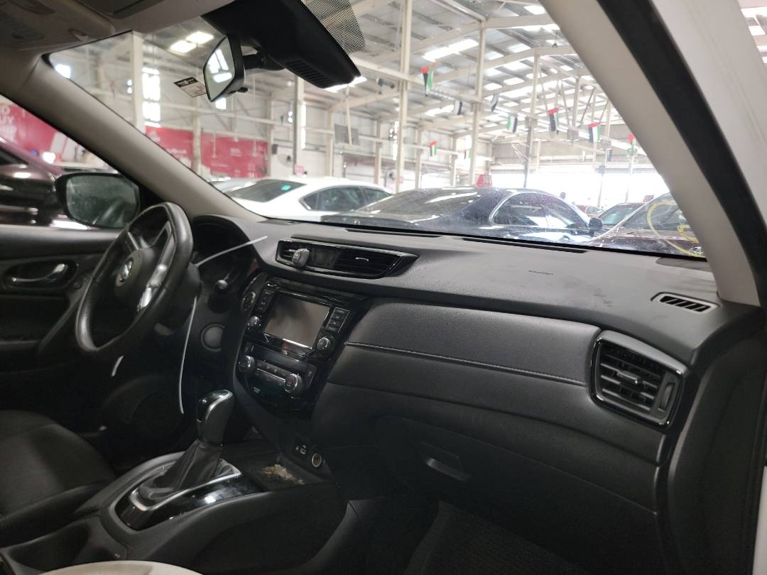 2019 NISSAN ROGUE — 106767 Miles — Lot 41430804 - Marhaba Auctions Used Cars - Image 4