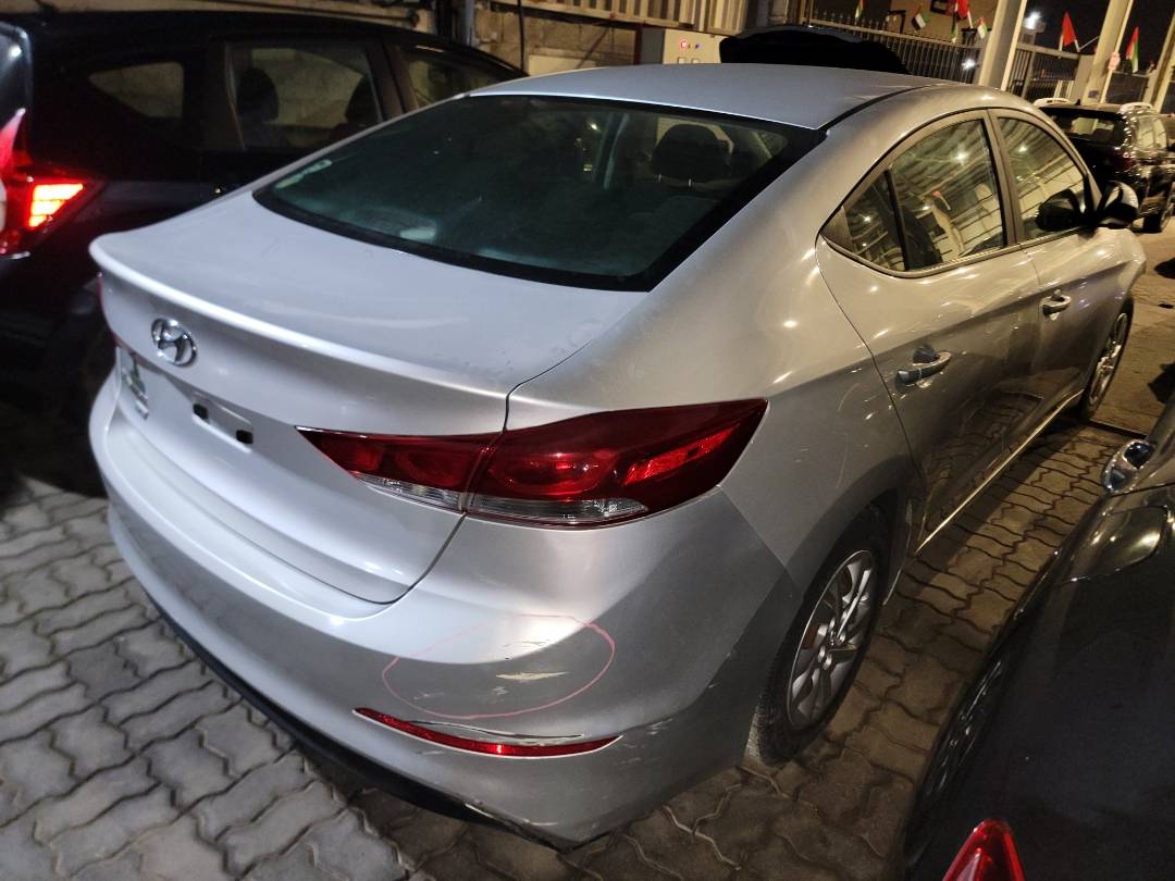 2018 HYUNDAI ELANTRA — 65291 Miles — Lot 60406813 - Marhaba Auctions Used Cars - Image 4
