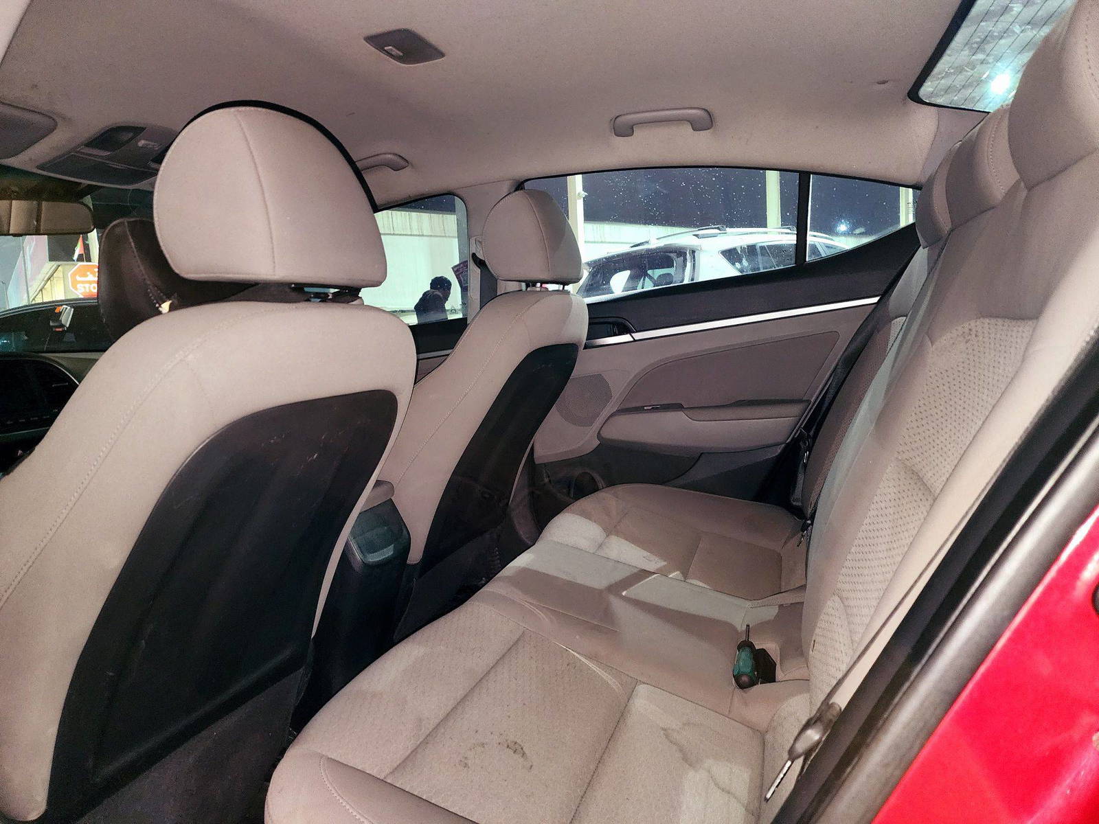 2019 HYUNDAI ELANTRA — 115859 Miles — Lot U744564 — Souq - Marhaba Auctions Used Cars - Image 6