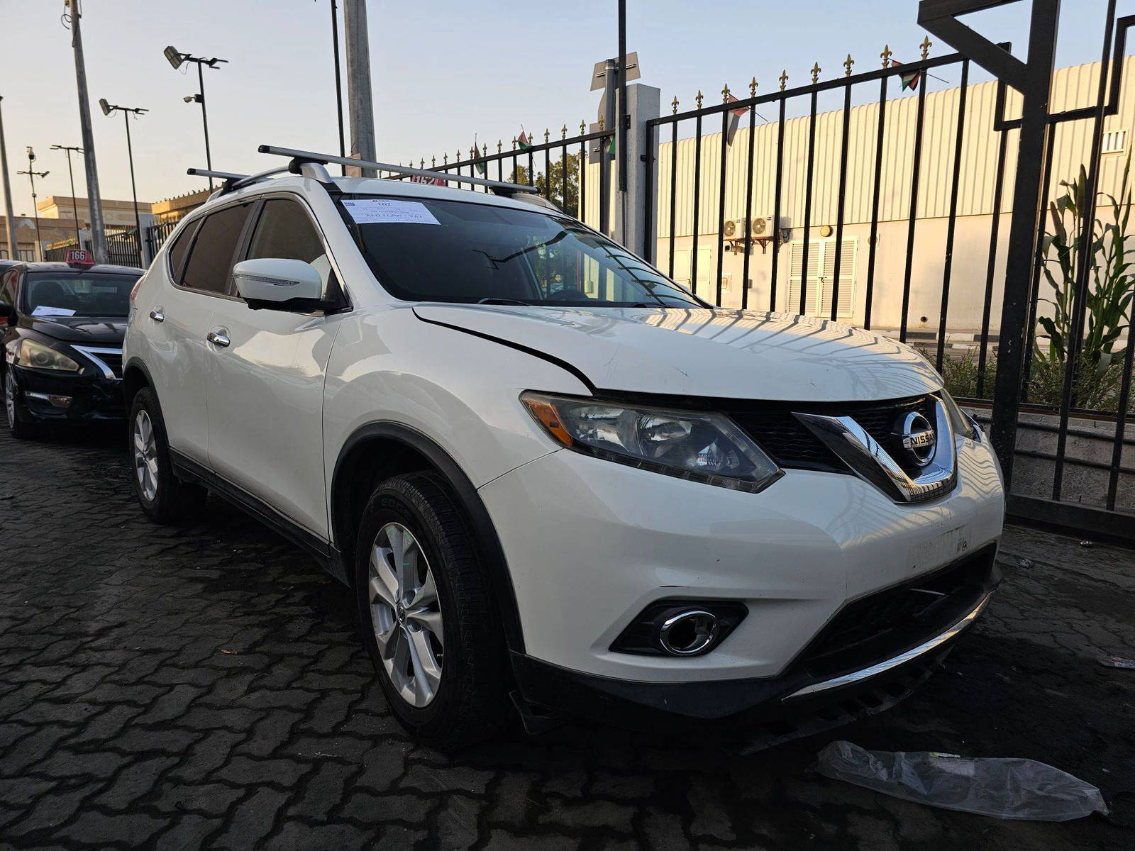 NISSAN ROGUE 2015 - Marhaba Auction Used Cars - Image 4