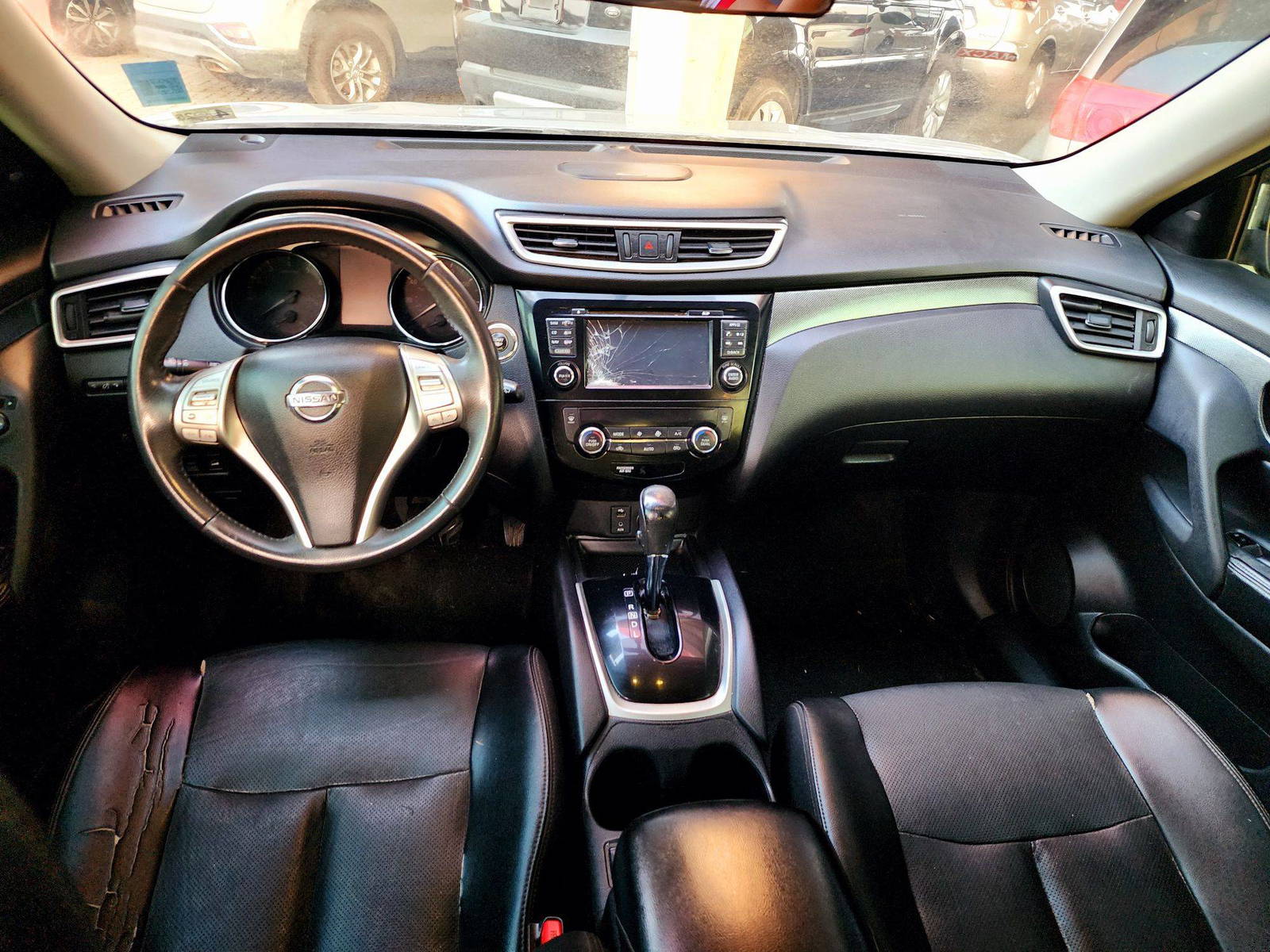 2015 NISSAN ROGUE — 186219 Miles — Lot 4FC888655Q — Souq - Marhaba Auctions Used Cars - Image 7