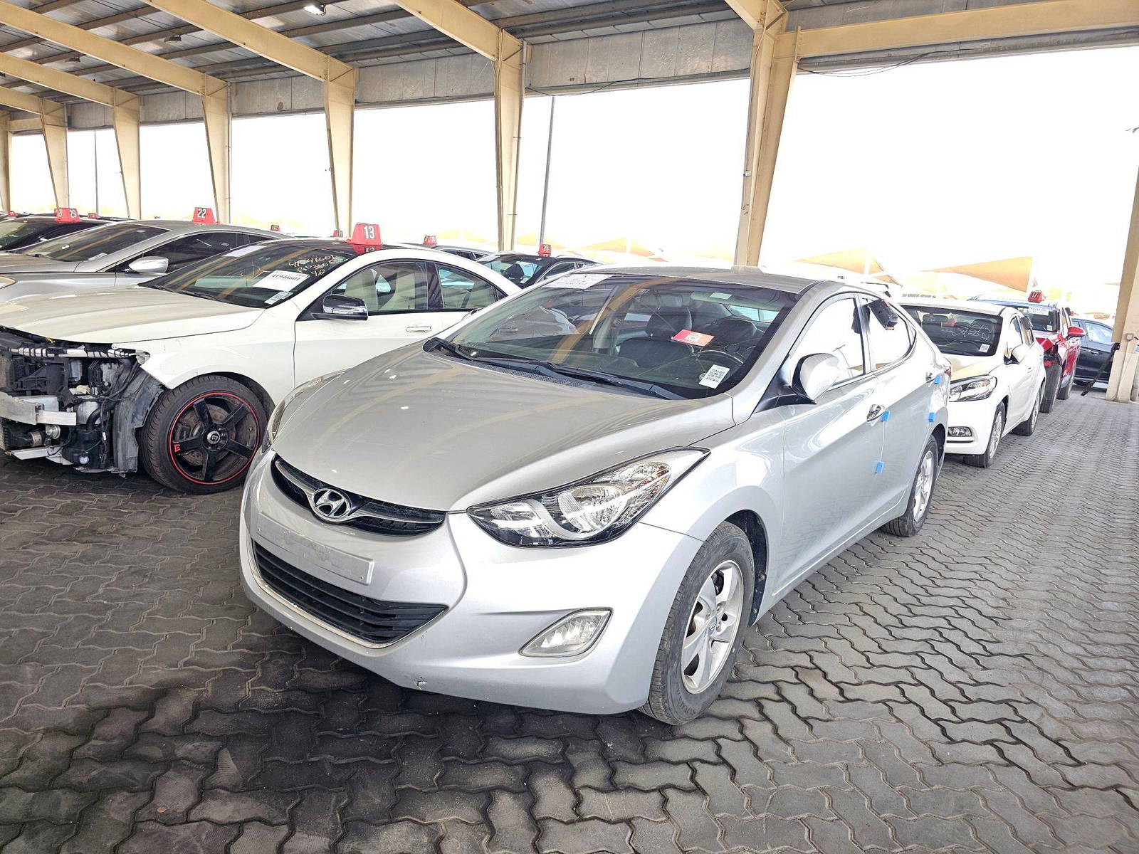 2011 HYUNDAI AVANTE — 244689 KM — Lot 056488 — Souq - Marhaba Auctions Used Cars - Image 5