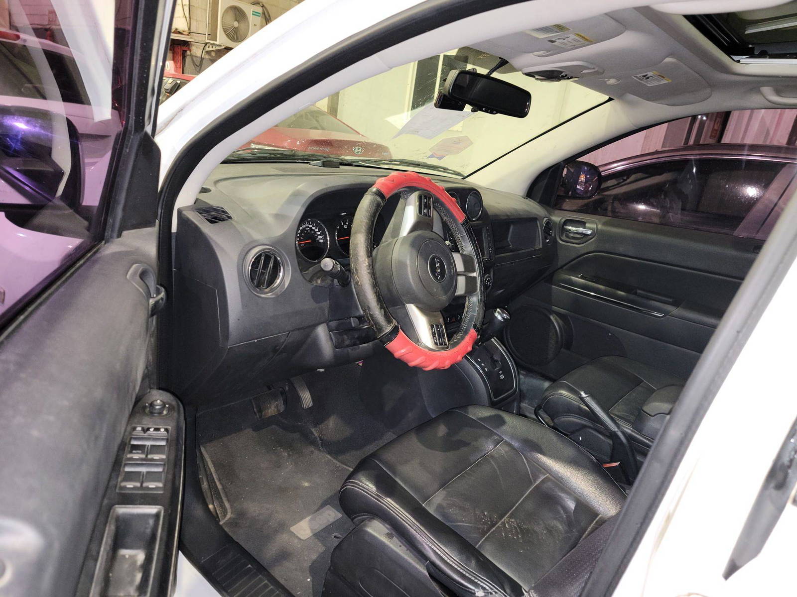 2011 JEEP COMPASS — 142816 KM — Lot 272597 — Main - Marhaba Auctions Used Cars - Image 12