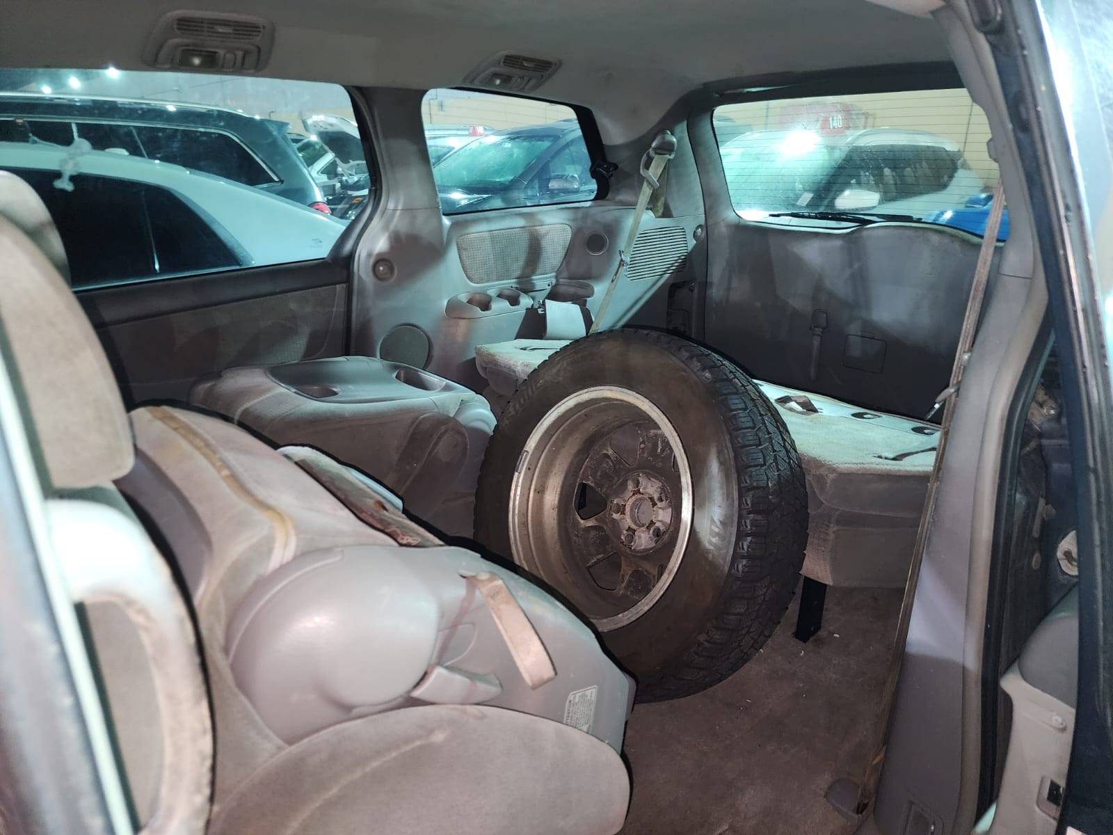 2007 TOYOTA SIENNA — 197315 Miles — Lot 96846765 — Main - Marhaba Auctions Used Cars - Image 9