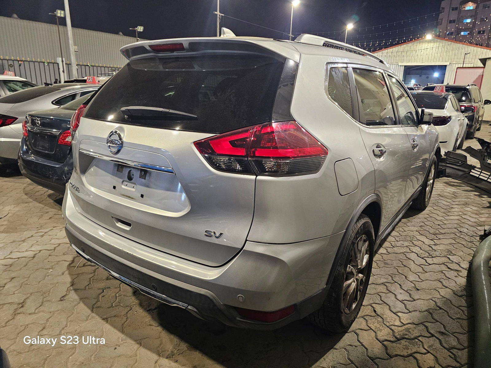 2019 NISSAN ROGUE — 165716 Miles — Lot 43590302 — Main - Marhaba Auctions Used Cars - Image 3