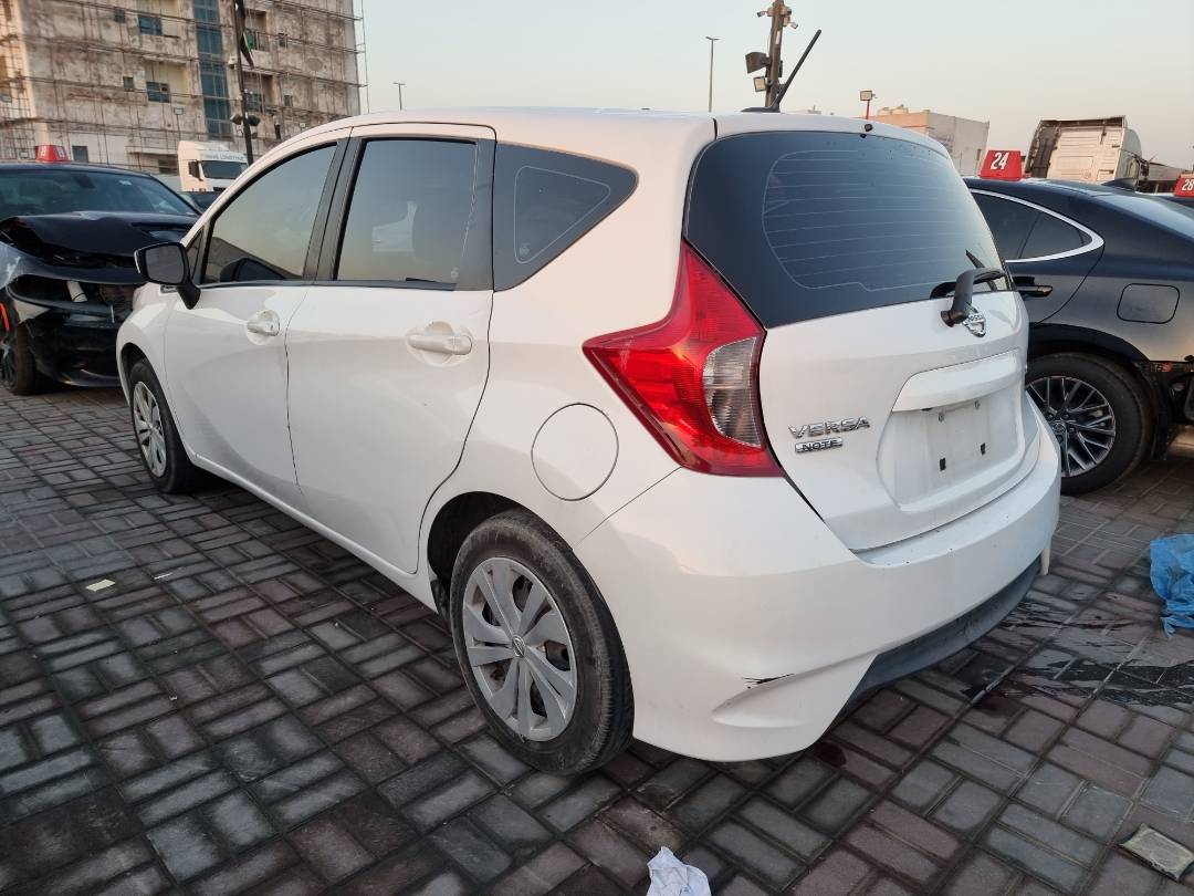 2018 NISSAN VERSA NOTE — 159457 Miles — Lot 1235487 — Ind. 12 - Marhaba Auctions Used Cars - Image 5