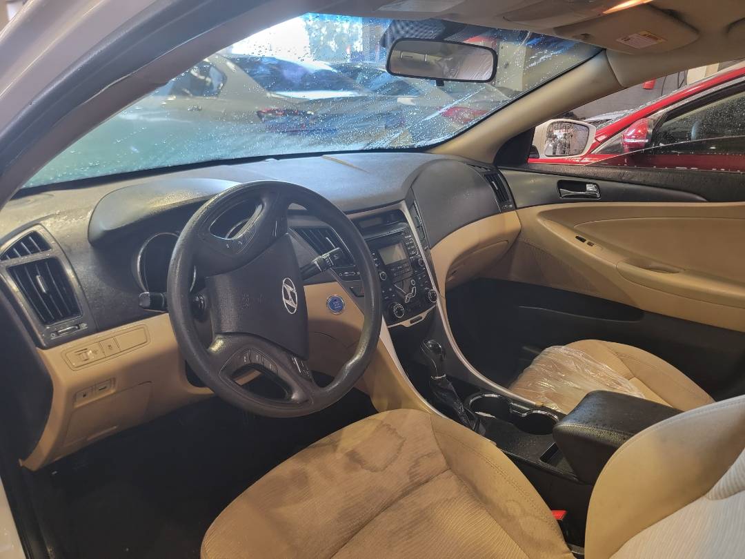 2011 HYUNDAI SONATA — 207883 Miles — Lot 191035 - Marhaba Auctions Used Cars - Image 3