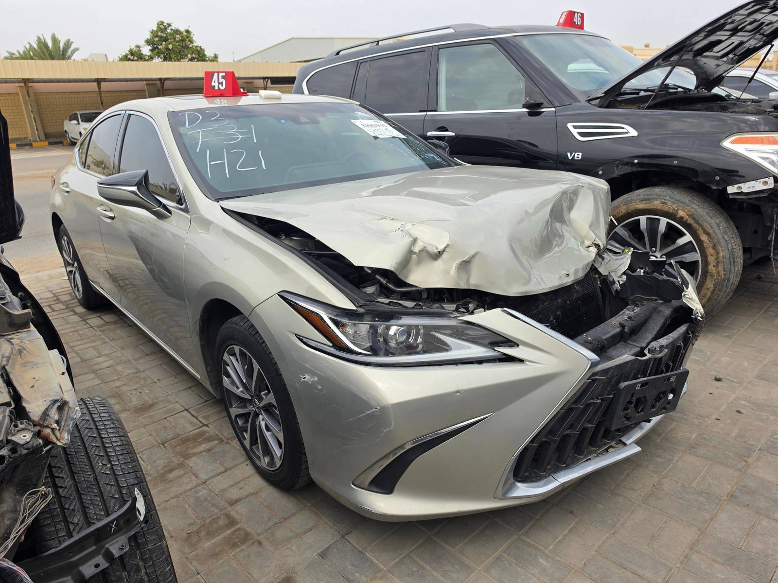2022 LEXUS ES 350 — 71733 Miles — Lot NU114732 - Marhaba Auctions Used Cars - Image 4