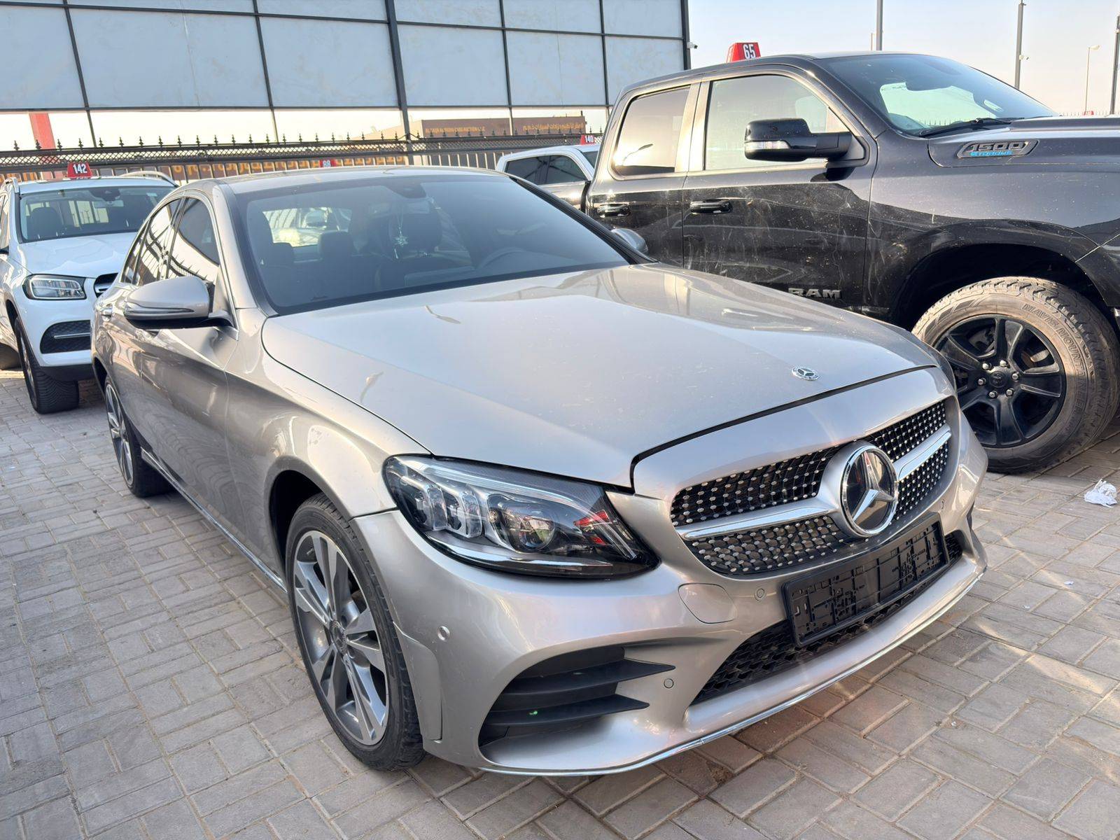 2019 MERCEDES BENZ C300 — 45133 KM — Lot U319033 - Marhaba Auctions Used Cars - Image 4