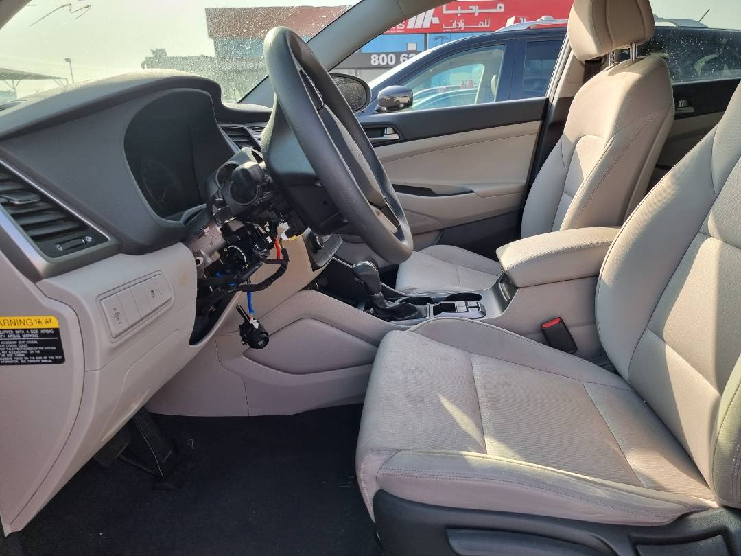 2018 HYUNDAI TUCSON — 144780 Miles — Lot 125487 — Souq - Marhaba Auctions Used Cars - Image 8